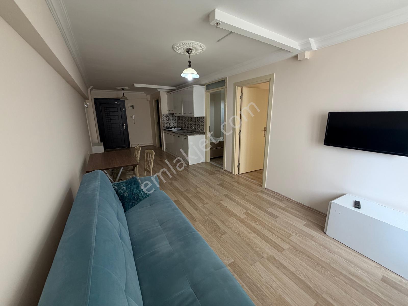 Hadi Gayrimenkulden Üniversite Civarı Satılık 2+1 Eşyalı Stüdyo - Görsel 12