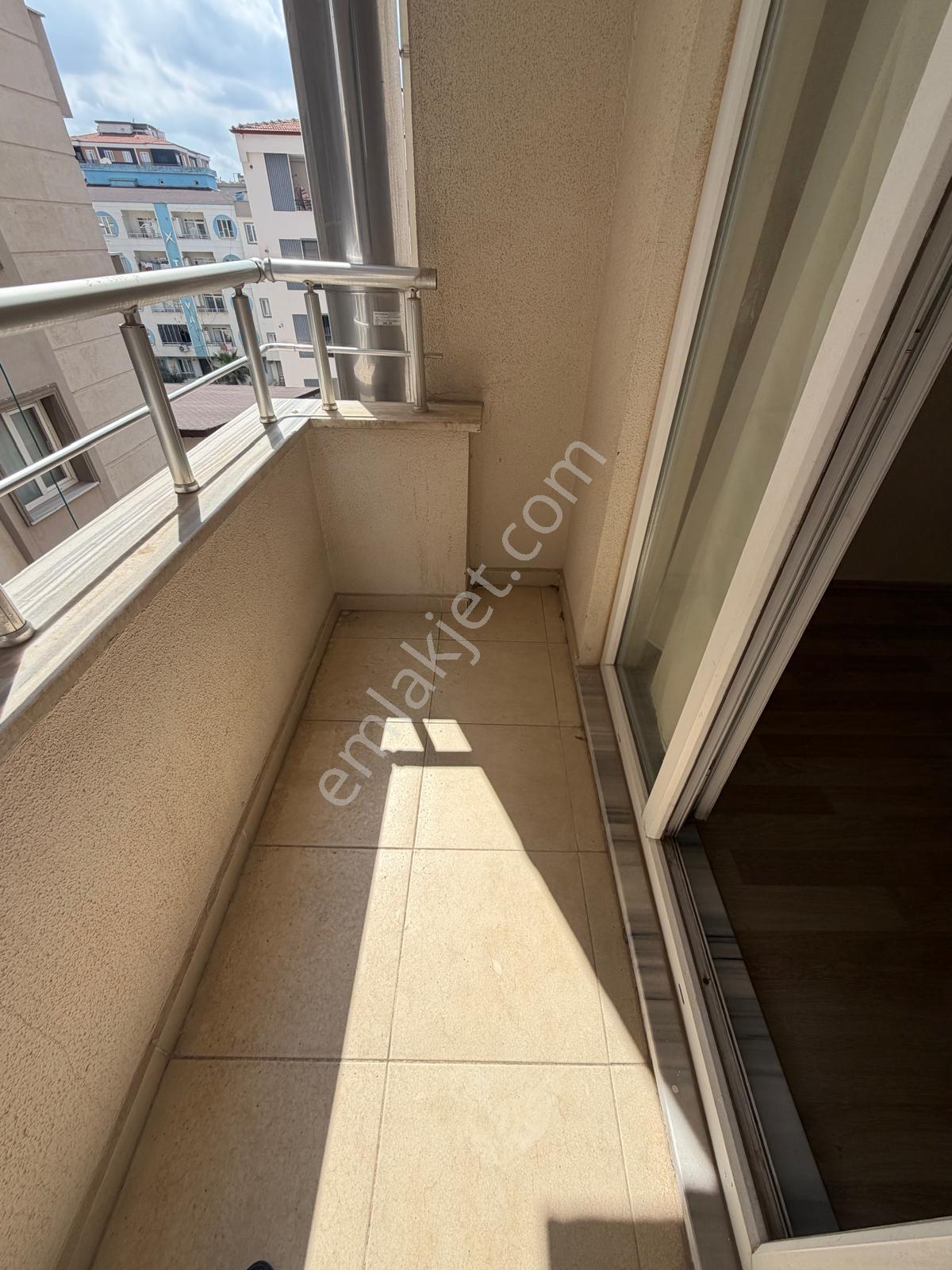 Hadi Gayrimenkulden Üniversite Civarı Satılık 2+1 Eşyalı Stüdyo - Görsel 8