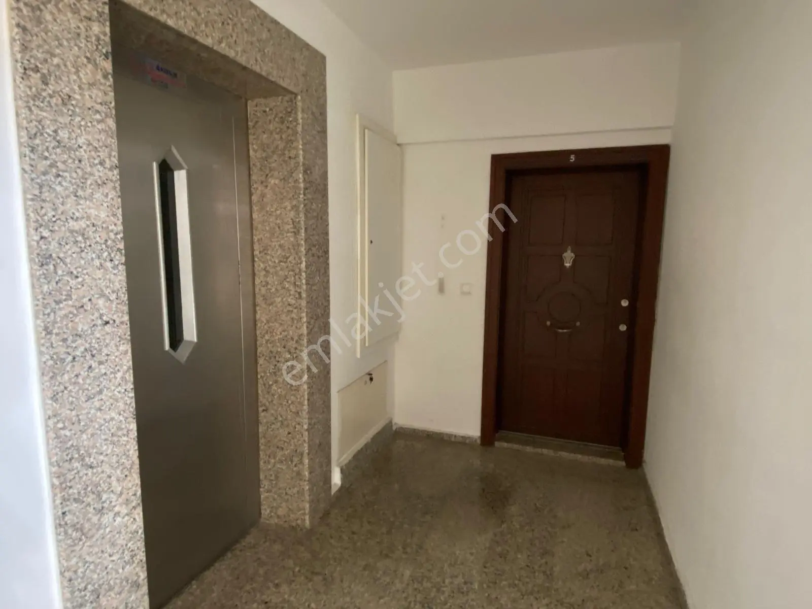 Soho Evleri'nde 4+1 Muhteşem Manzaralı 185 M² Kiralık Daire - Görsel 30