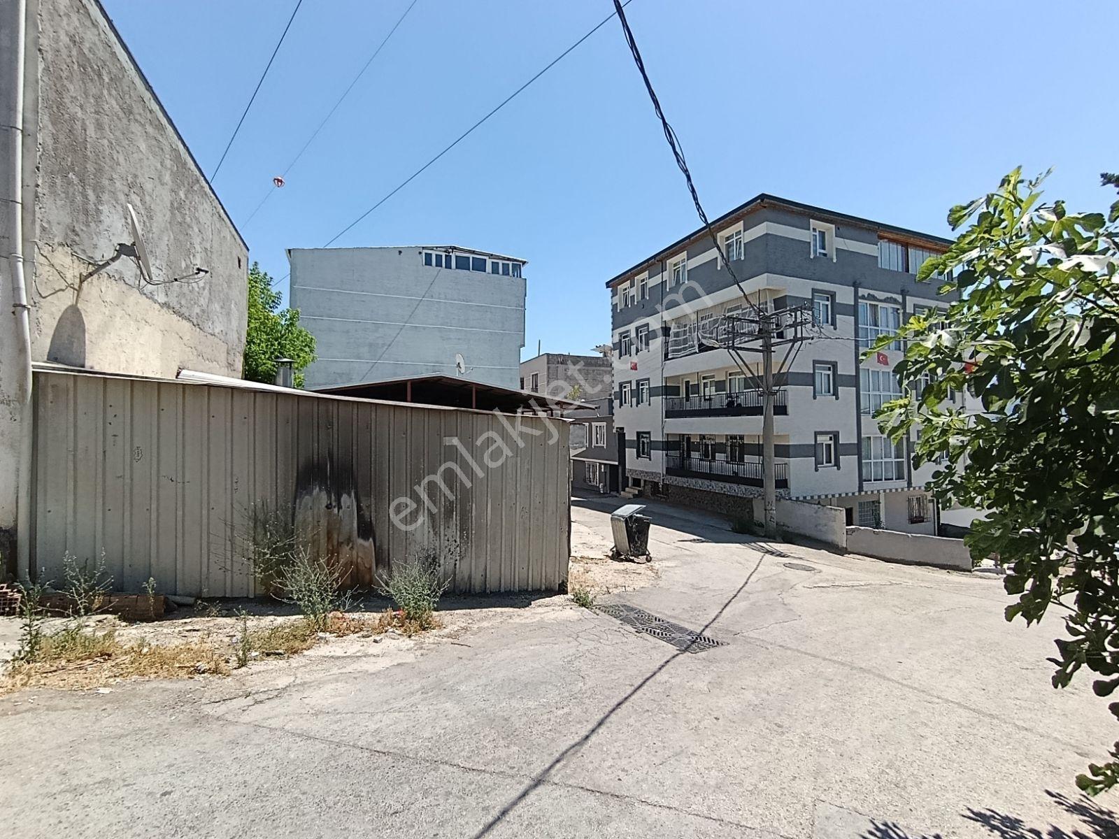 OSMANGAZİ HAMİTLER DE 2'Cİ ELVAN SK. 143 M² HİSSELİ ARSA - Görünüm 3