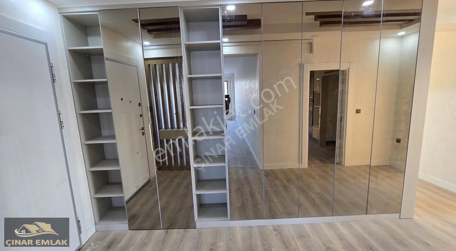 Dört Mevsim Ela Konutlarında Cadde Cepheli Satılık 4+1 Daire - Görsel 15