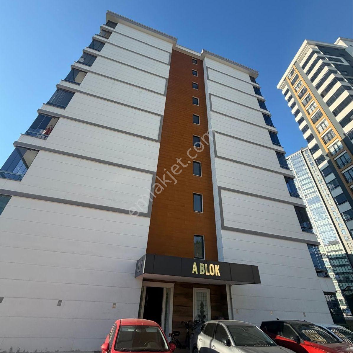 Balaç'ta Deniz Manzaralı Lüks 4+1 Satılık Daire