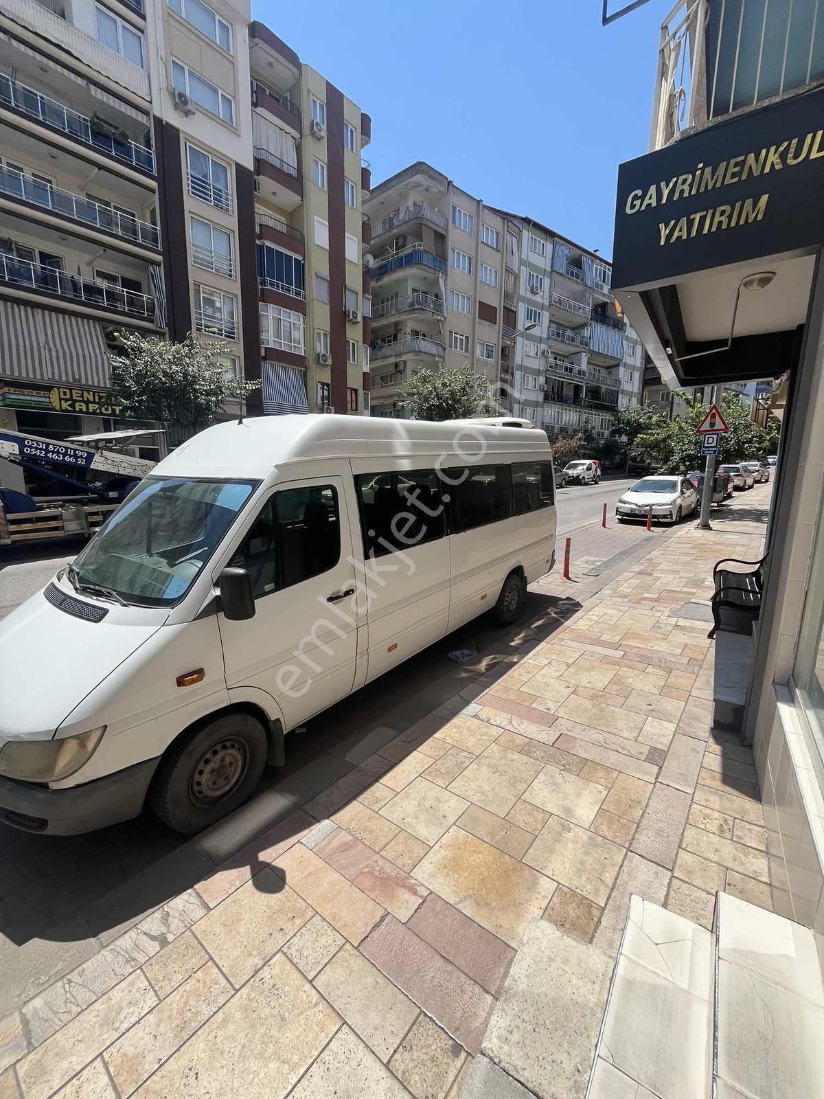 Kocabıyık Gayrimenkul'den Emek Ana Cadde Üzeri Satılık Dükkan - Görsel 7