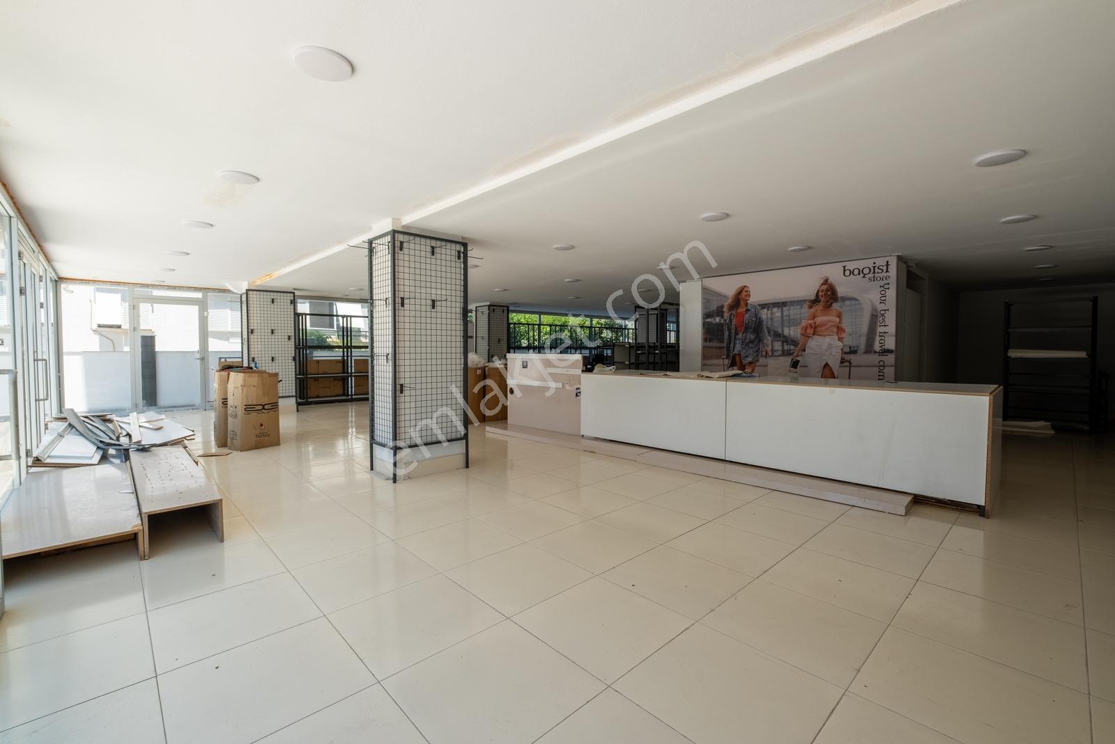 Cebesoy'da Köşe Başı 350 M² Kiralık Ticari Alan - Görsel 11