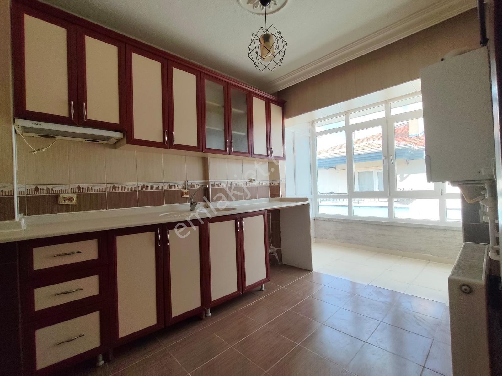 Yılmaz Gayrimenkul Pınarbaşı Mh 3+1 Katta Köşebaşı Daire 120m2.d - Görsel 4