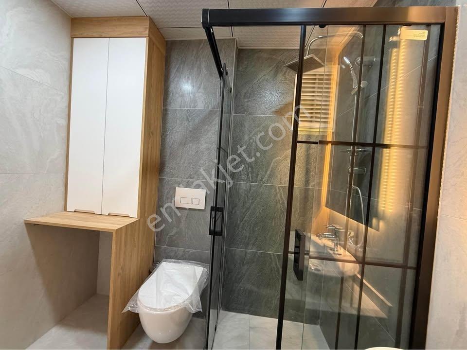 Güzelyurt Mh.metrobüse Yürüme Mesafesinde Ayrı Mutfaklı1+1 Daire - Görsel 3