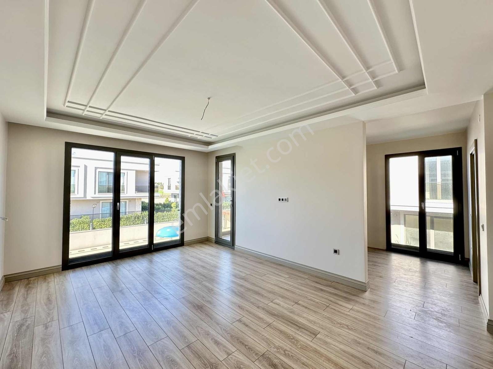 [kassel Yapı] Kapalı Otoparklı - Yetişkin & Çocuk Havuzlu Villa - Görsel 23
