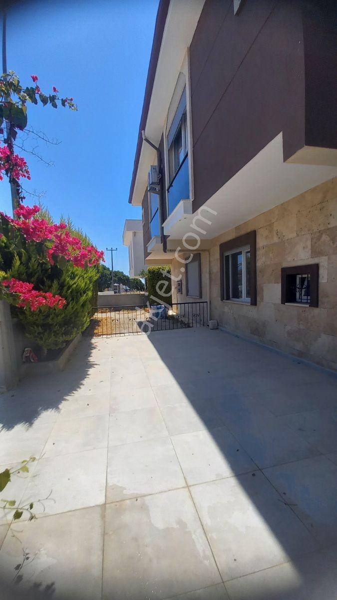 Kuşadası Soğucak Da Deniz Manzaralı Satılık Lüks 4+1 Villa! - Görsel 2