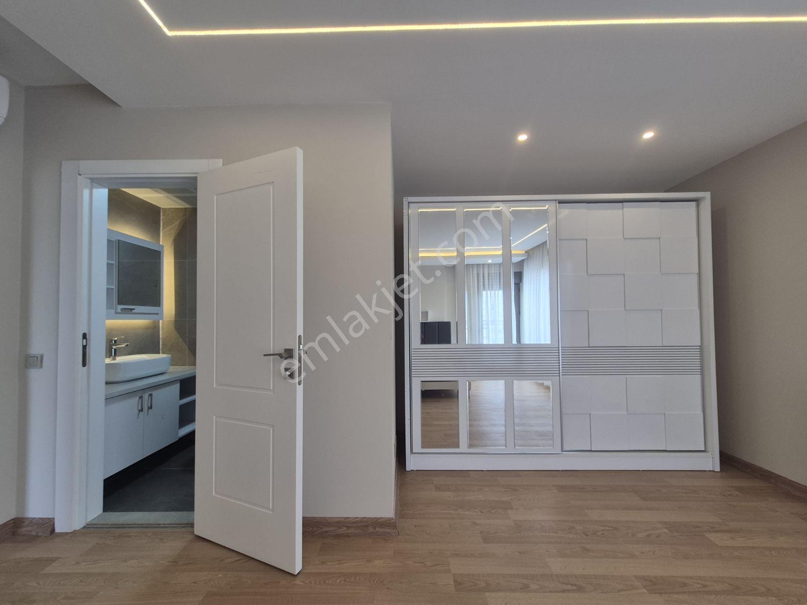 Denize Sıfır, Yeni Bina'da, Yeni Mobilyalı Daire - Görsel 33