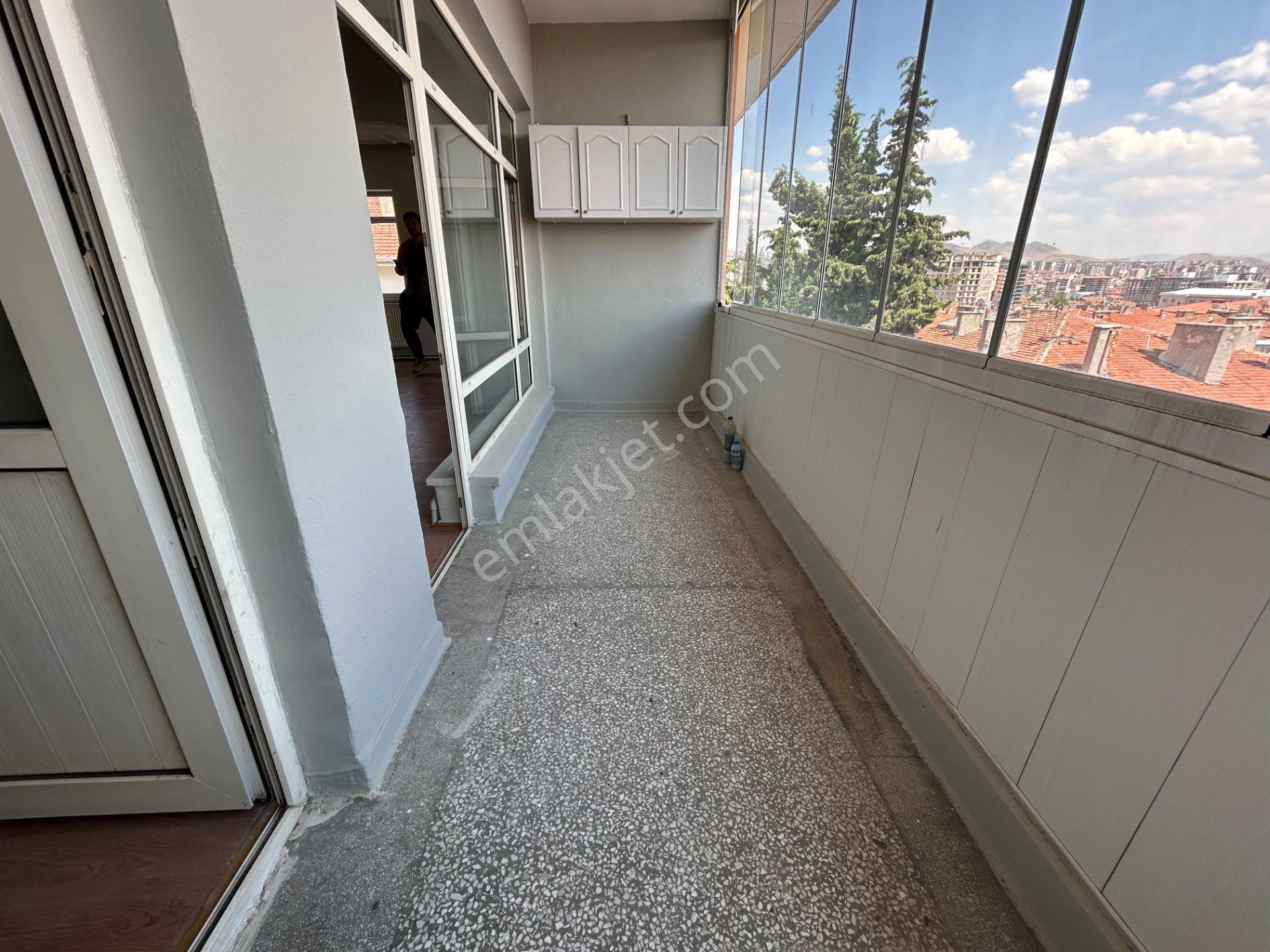 Turyap'tan Yakacık Mah Bahtiyar Sok. 2+1 Kiralık Daire - Görsel 14