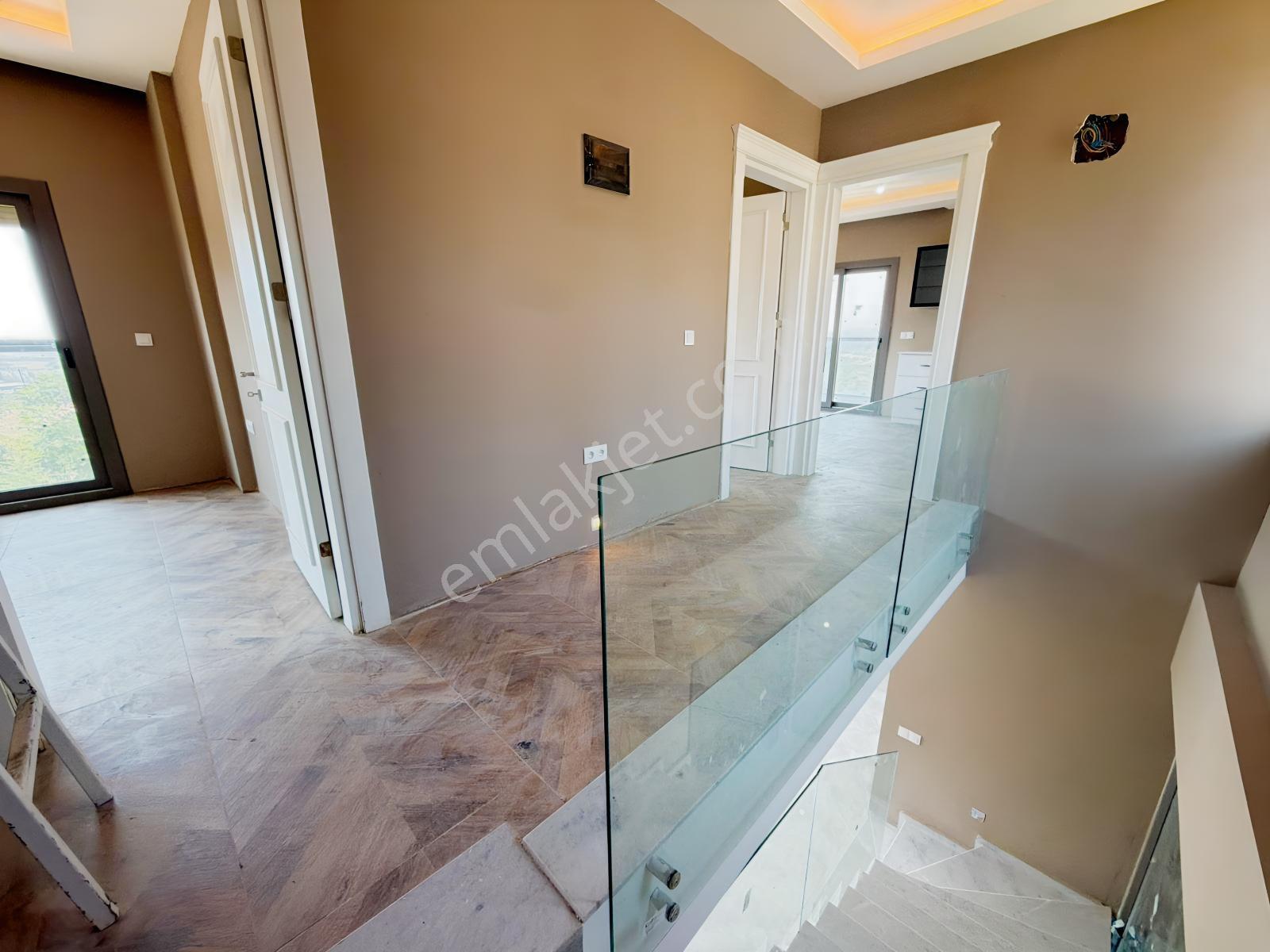 Kuşadası Yaylaköy De 4+1 Özel Havuzlu Villa - Görsel 7