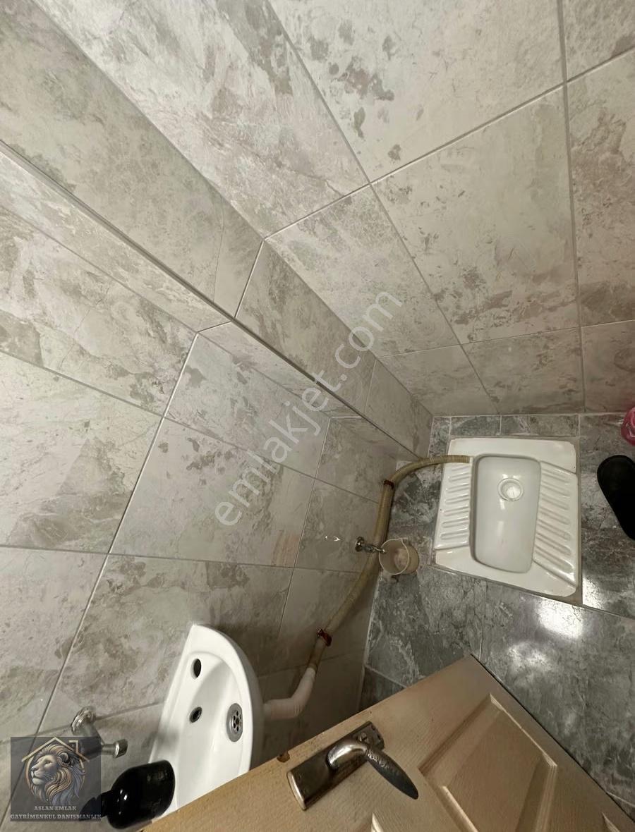 İstasyon Mah'de Cadde Üzerinde Ön Cephe Satılık Daire - Görsel 24