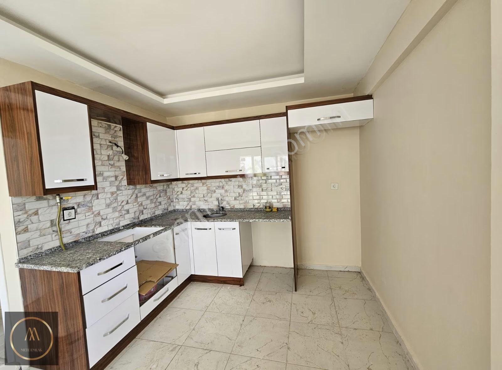 Muradiye Mh'de Kiralık Site İçi Daire 2+1 - Görsel 17