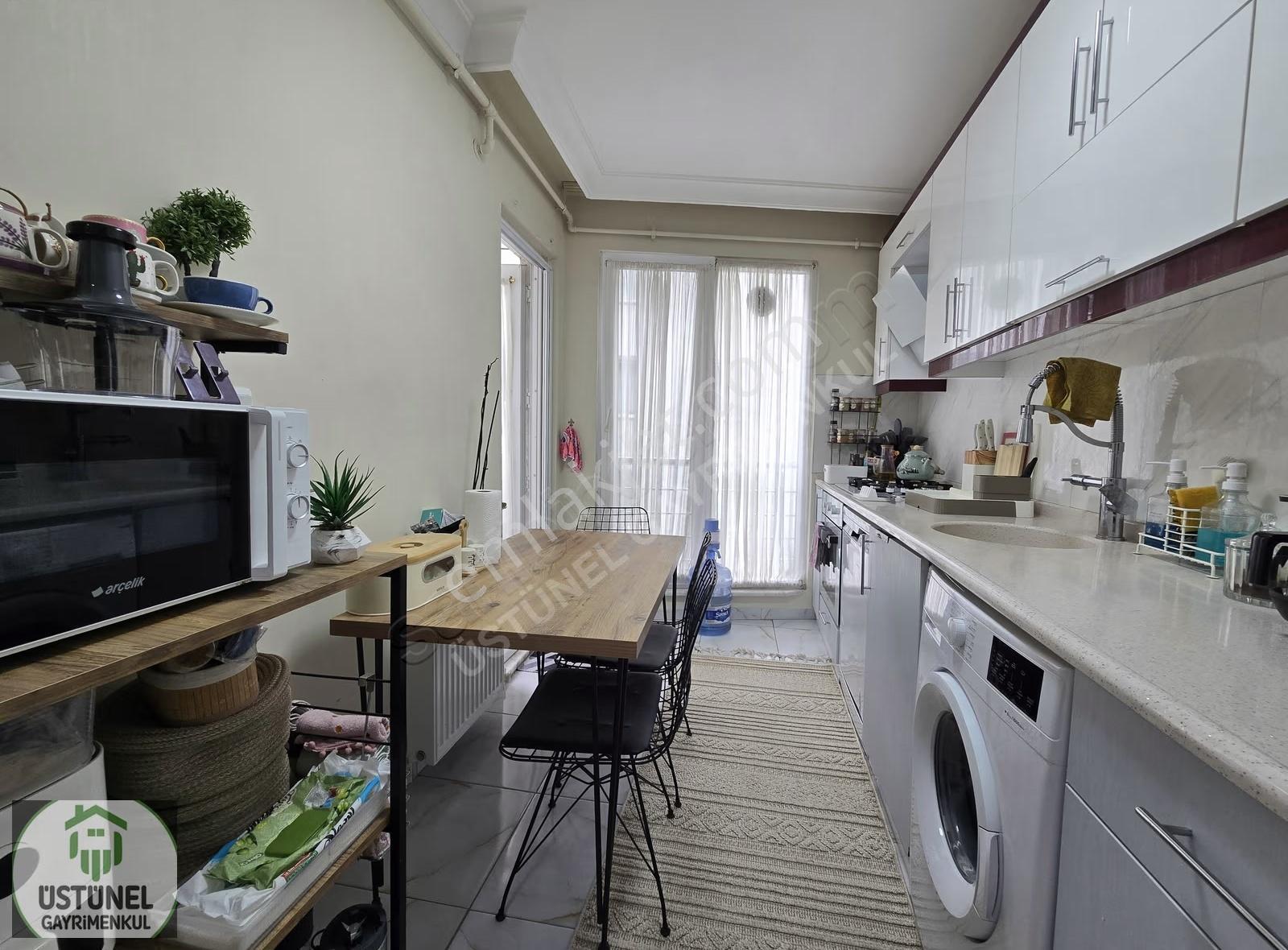 Üstünel'den Aile Binasında Arakat Ayrı Mutfaklı Satılık Daire - Görsel 13