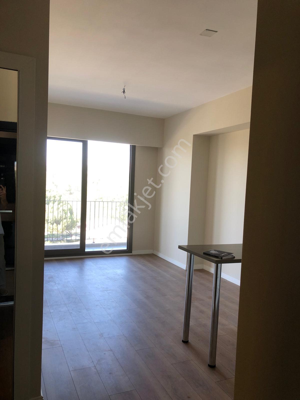 İzmir Çiğli My Way Wins Blue Sitesinde Kiralık 1+1 Daire - Görsel 32