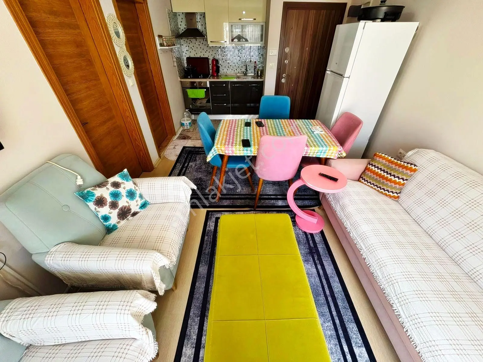 Aktiften Akçay'da Satılık Full Eşyalı Ön Cephe Arakat Ferah 1+1 Daire - Görsel 4