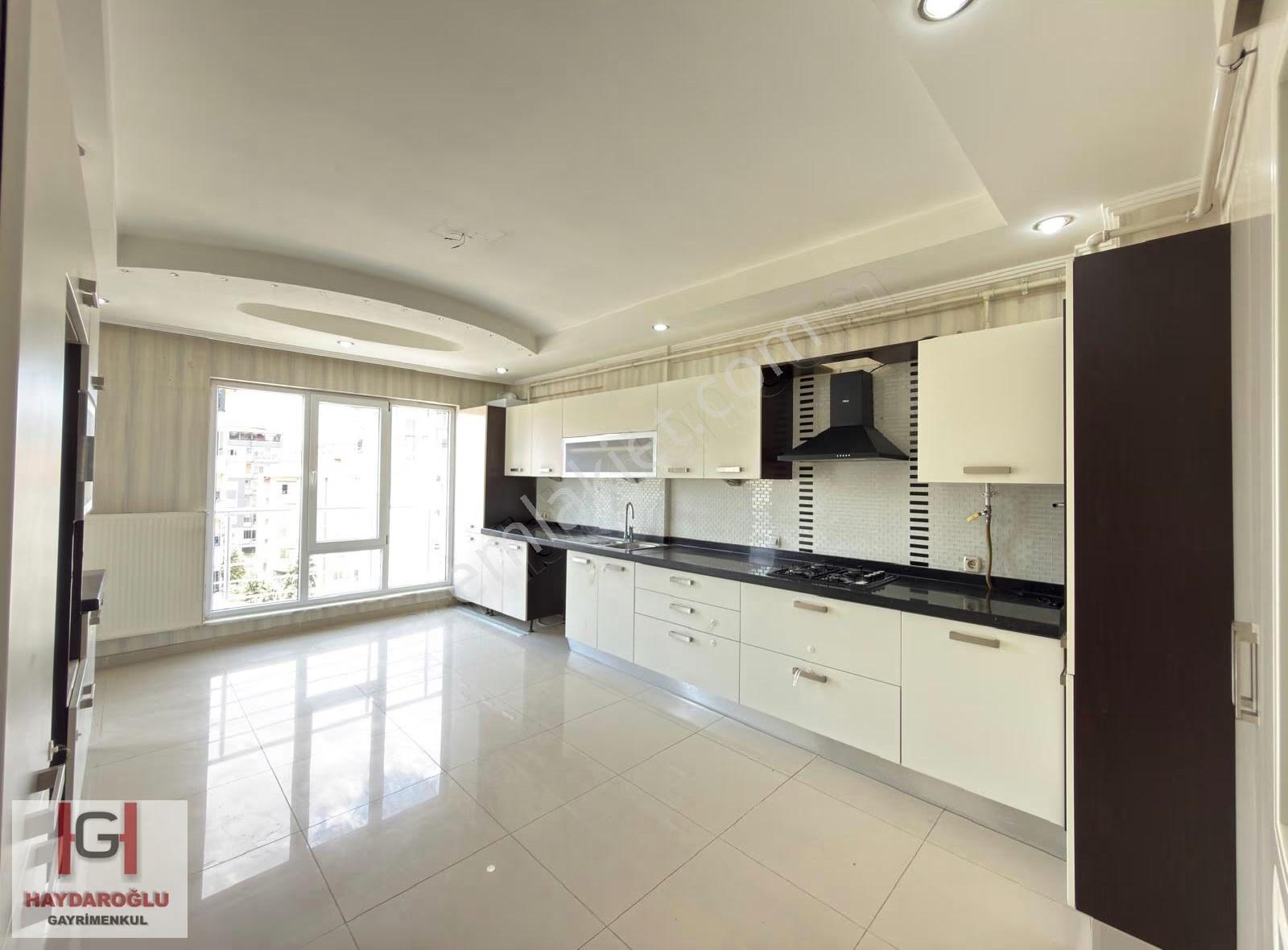 Atatürk Pancarlı Mah'de Ana Cadde Üzeri 5+1 Dublex Satılık Daire