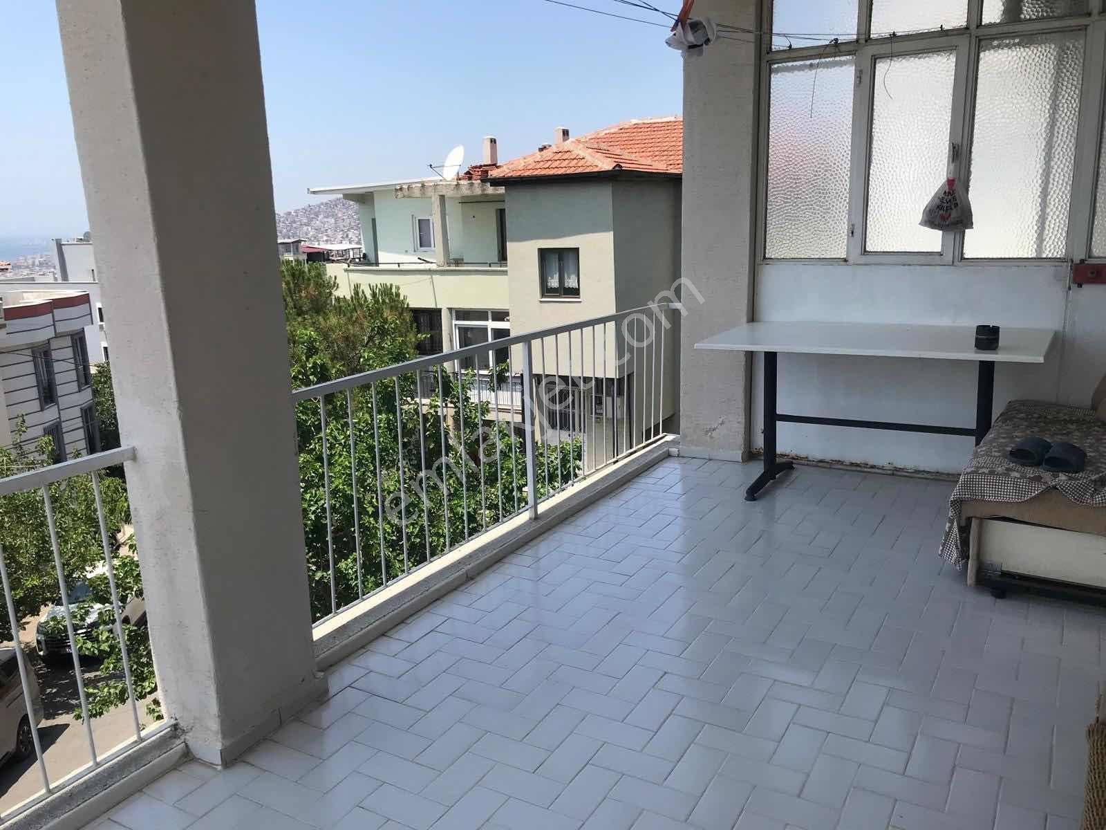 Bornova Atatürk Mah De Müstakil 235 M2 2 Katlı Kople Satı Bina - Görsel 24