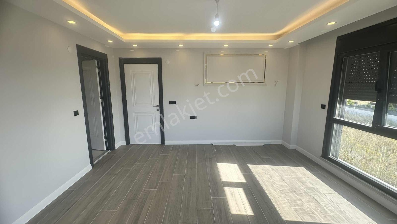 ^koyuncu Gyrm^yeniçiftlikte Havuzlu Müstakil Ultra Lüx 4+1 Villa - Görsel 28