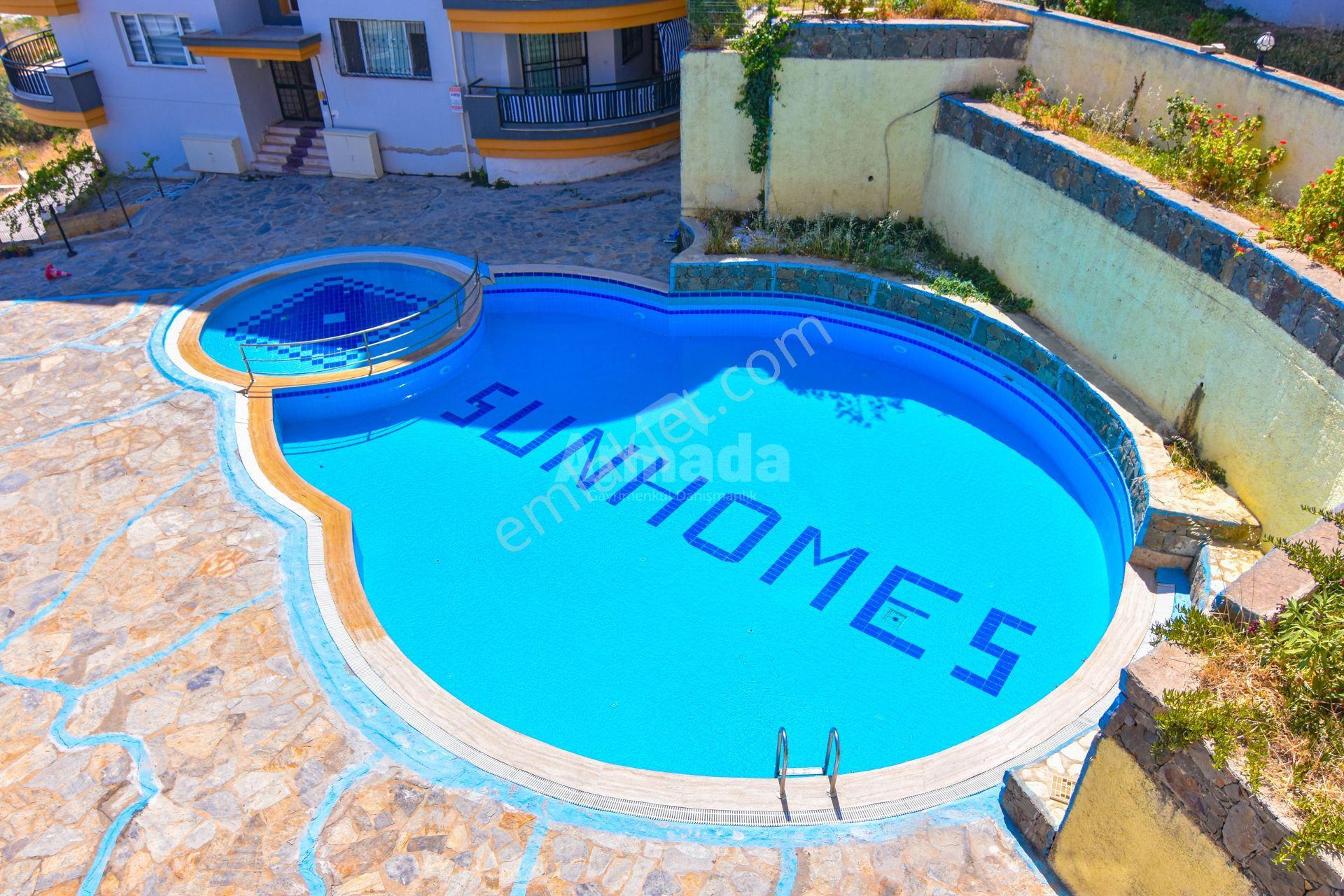 Kuşadası Değirmendere'de Panoramik Deniz Manzaralı Masrafsız 3+1 - Görsel 29