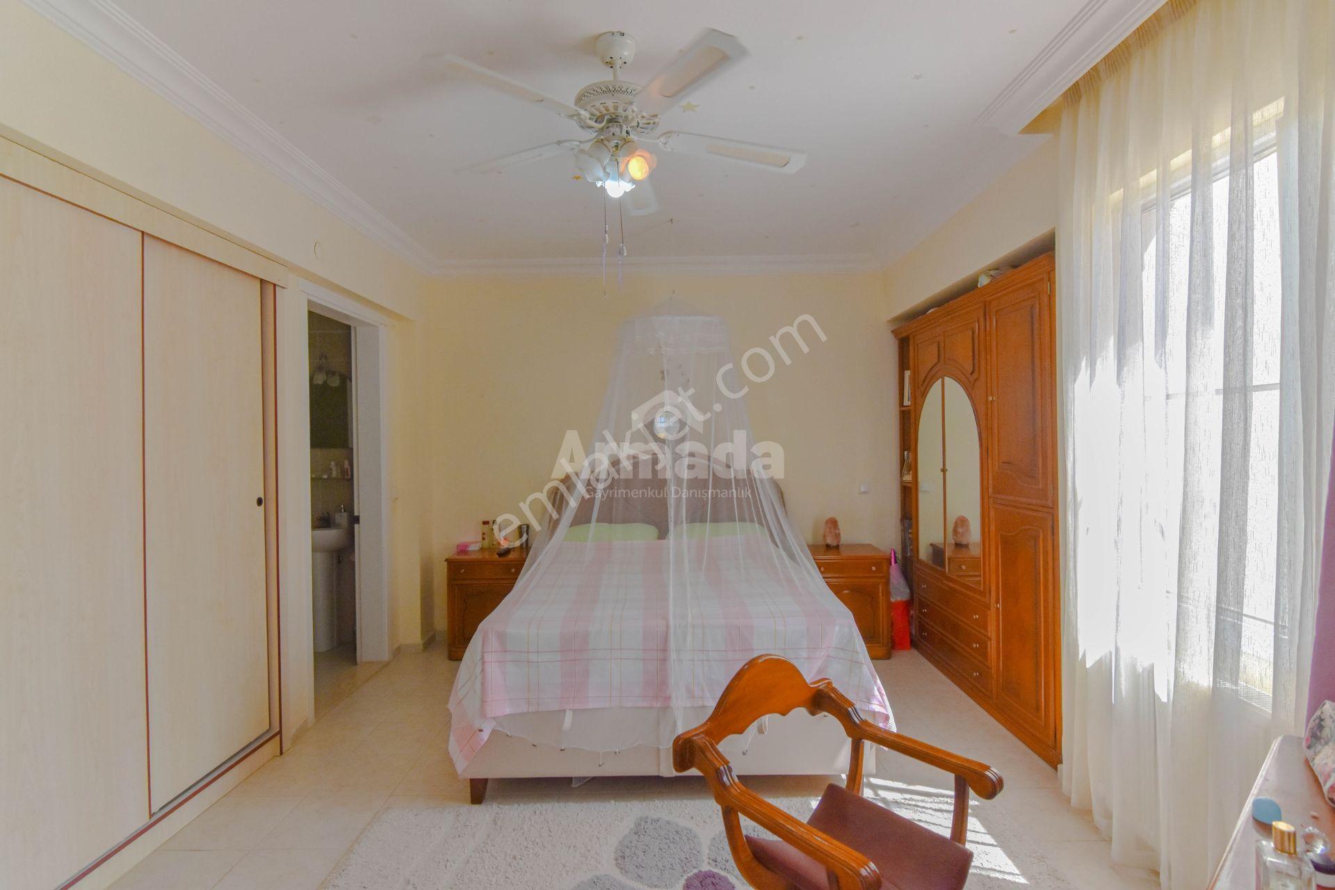 Kuşadası Değirmendere'de Panoramik Deniz Manzaralı Masrafsız 3+1 - Görsel 23