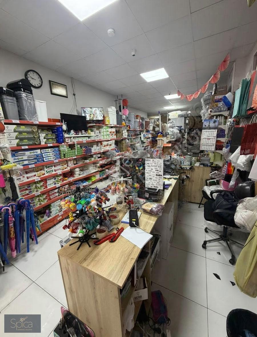 Karşıyaka Çarşısının En İşlek Caddesinde Satılık Dükkan - Görsel 5