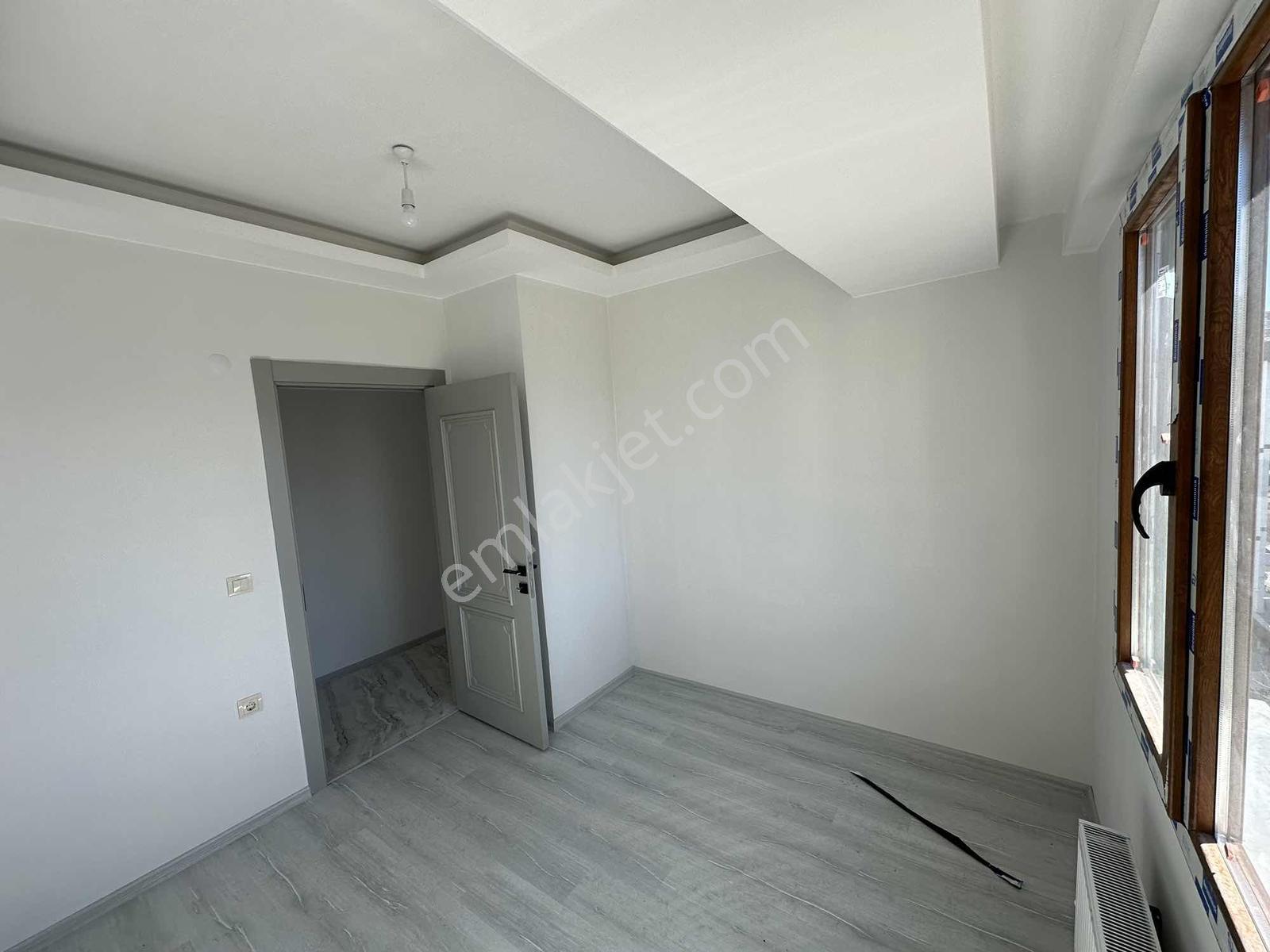 Mimsin Ana Cadde Üzeri 2+1 Kombili Sıfır Satılık Daireler - Görsel 8