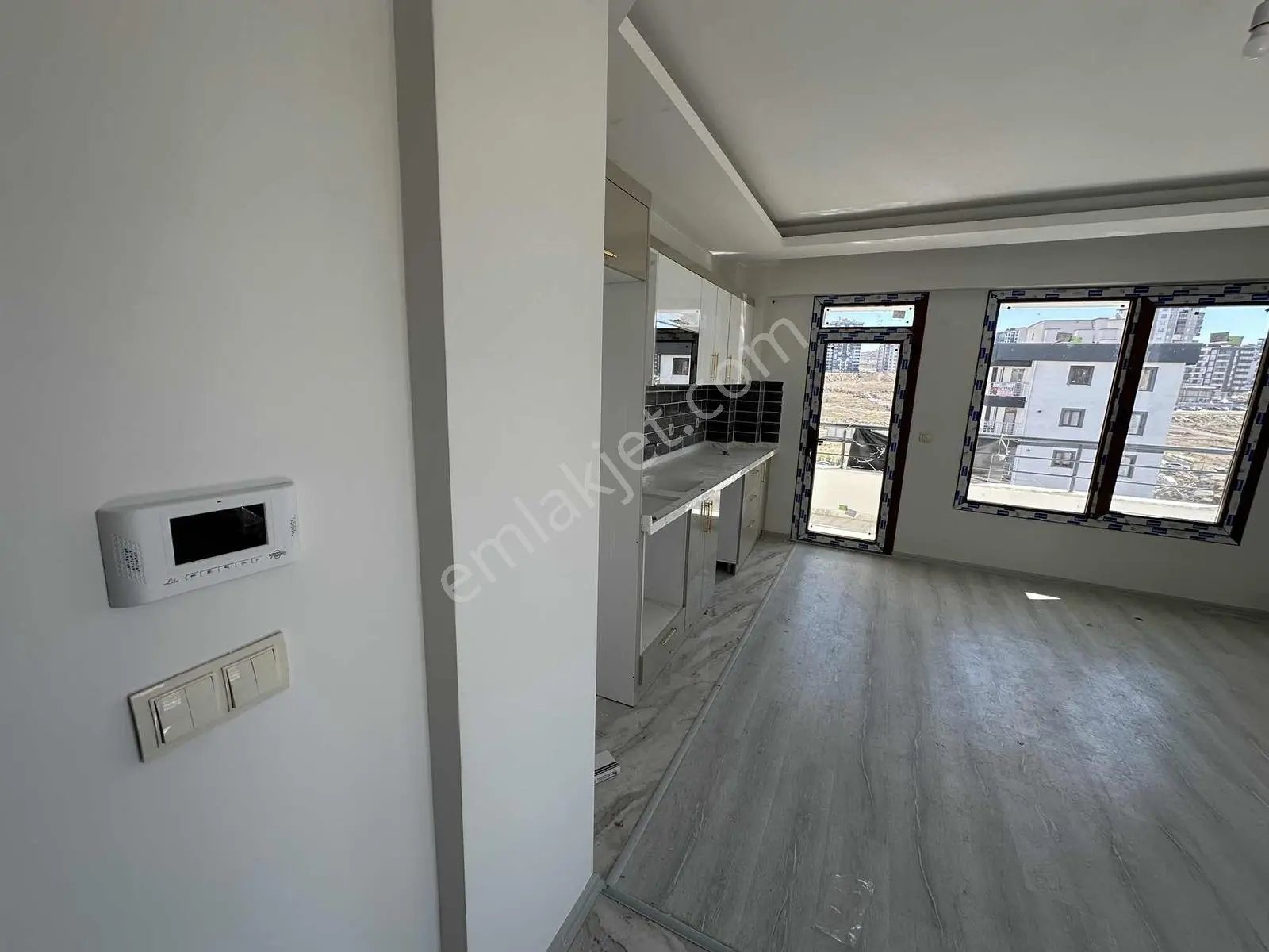 Mimsin Ana Cadde Üzeri 2+1 Kombili Sıfır Satılık Daireler - Görsel 18