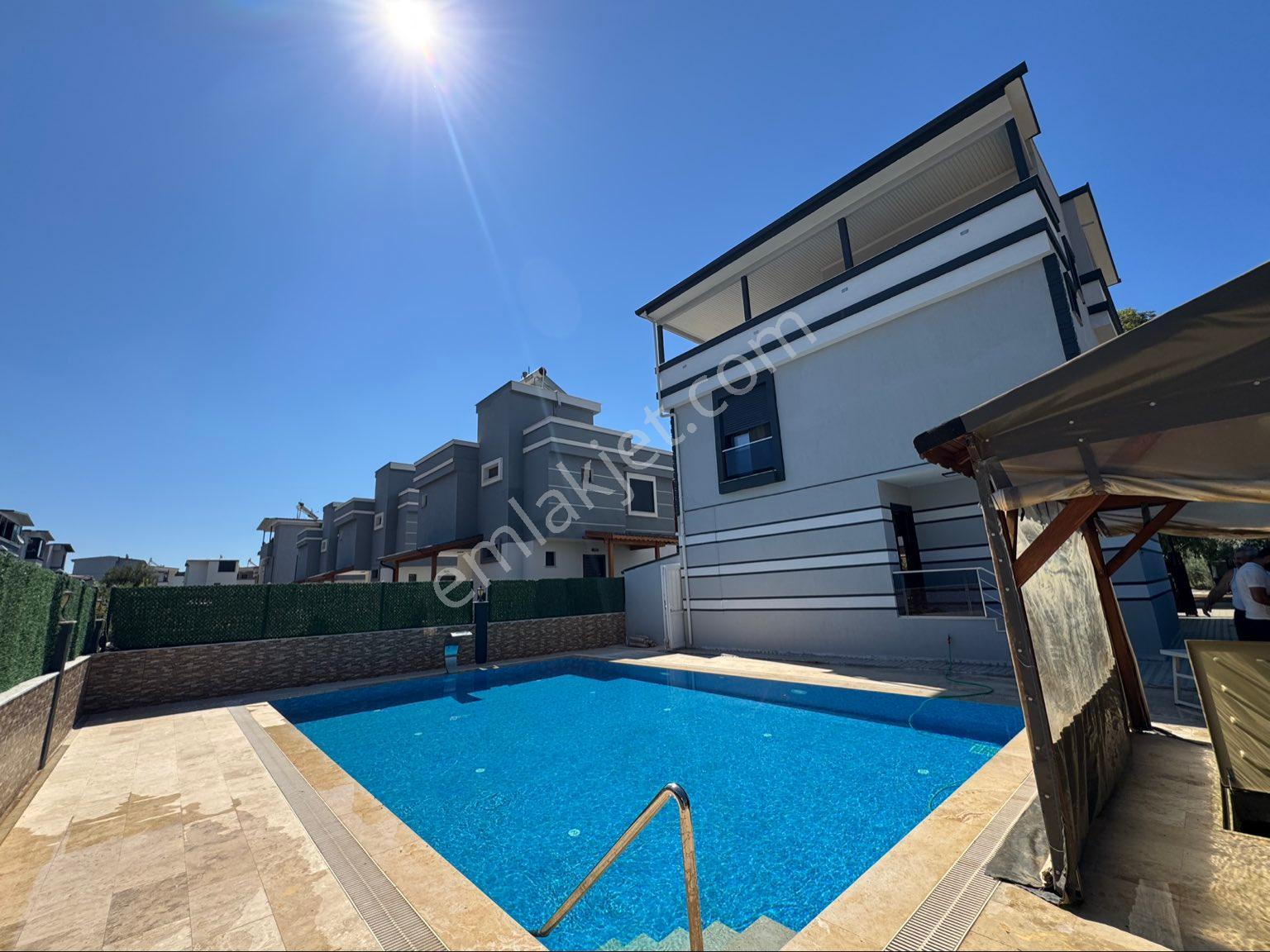 İzmir Seferihisar Doğanbey De Satılık 320 M2 Arsa İçinde 3+1 Tek Müstakil Villa - Görsel 9