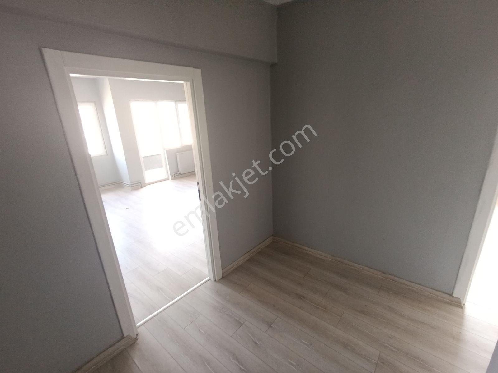 Kuzey Emlaktan Özevlerde 3+1 Ön Cephe Bağımsız Salon Daire - Görsel 12