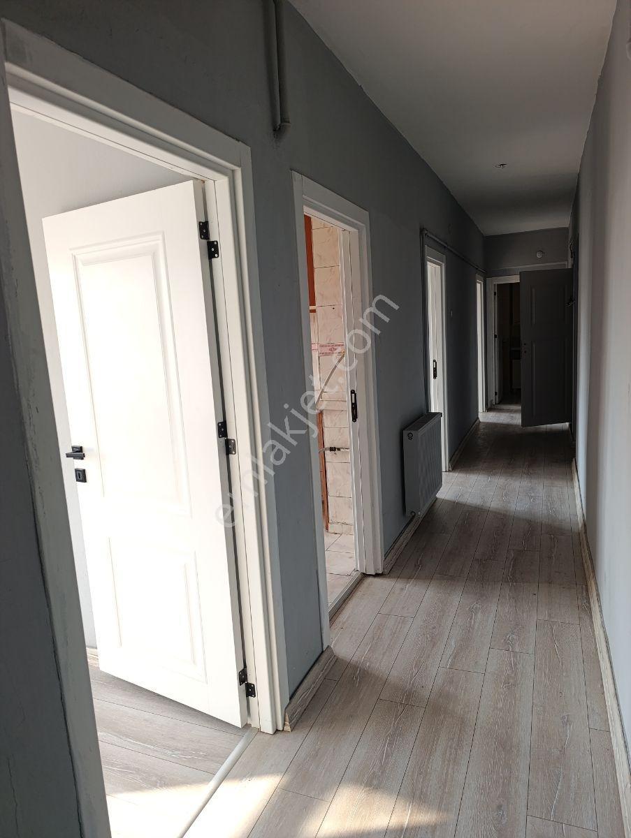 Kuzey Emlaktan Özevlerde 3+1 Ön Cephe Bağımsız Salon Daire - Görsel 18