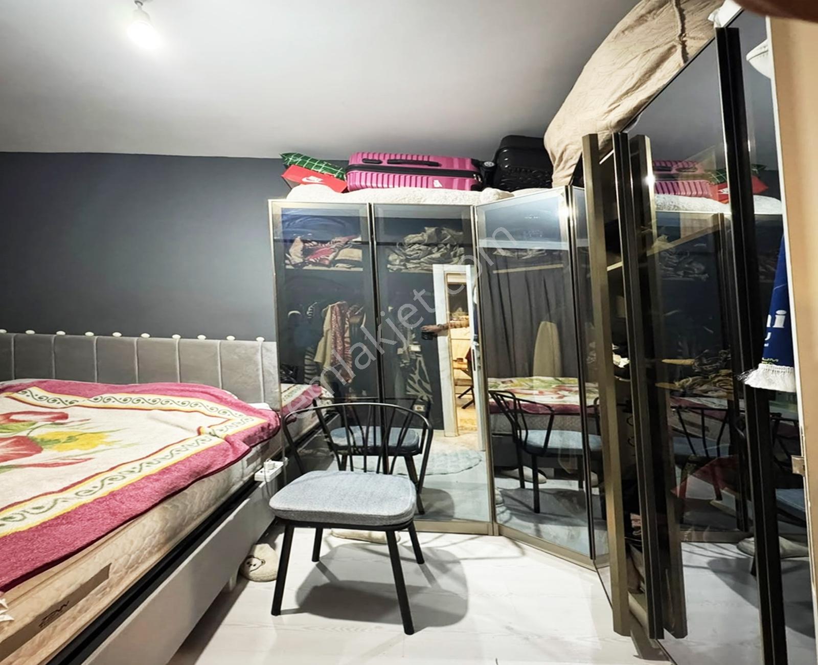 Metrobüse Yakın Yüksek Kira Getirili Sosyal Donatılı Sitede 1+1 - Görsel 28