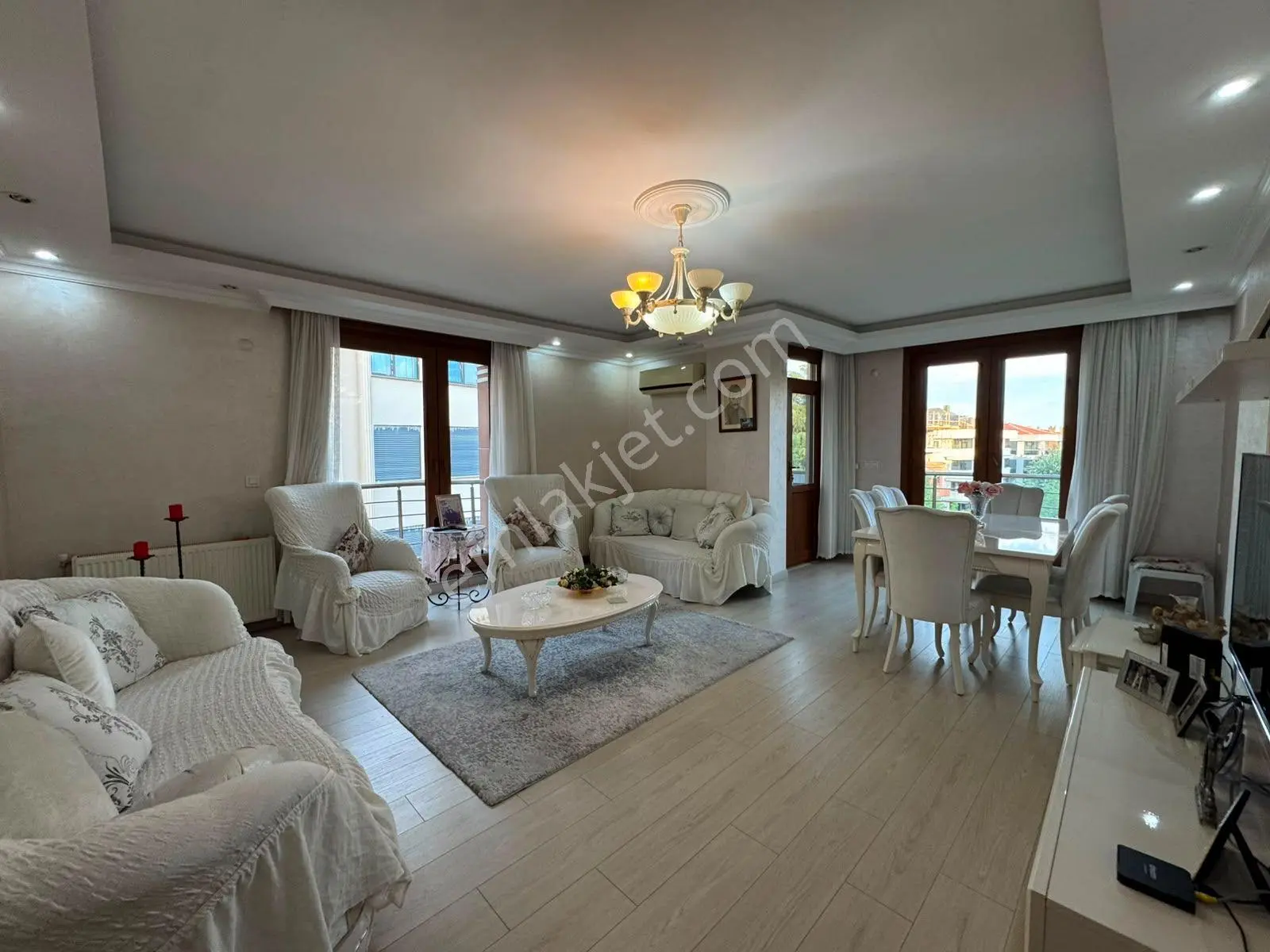 Bahçelievler Merkz Satılık 3+1 Muhteşem Sitede Daire. Vizyon - Görsel 2
