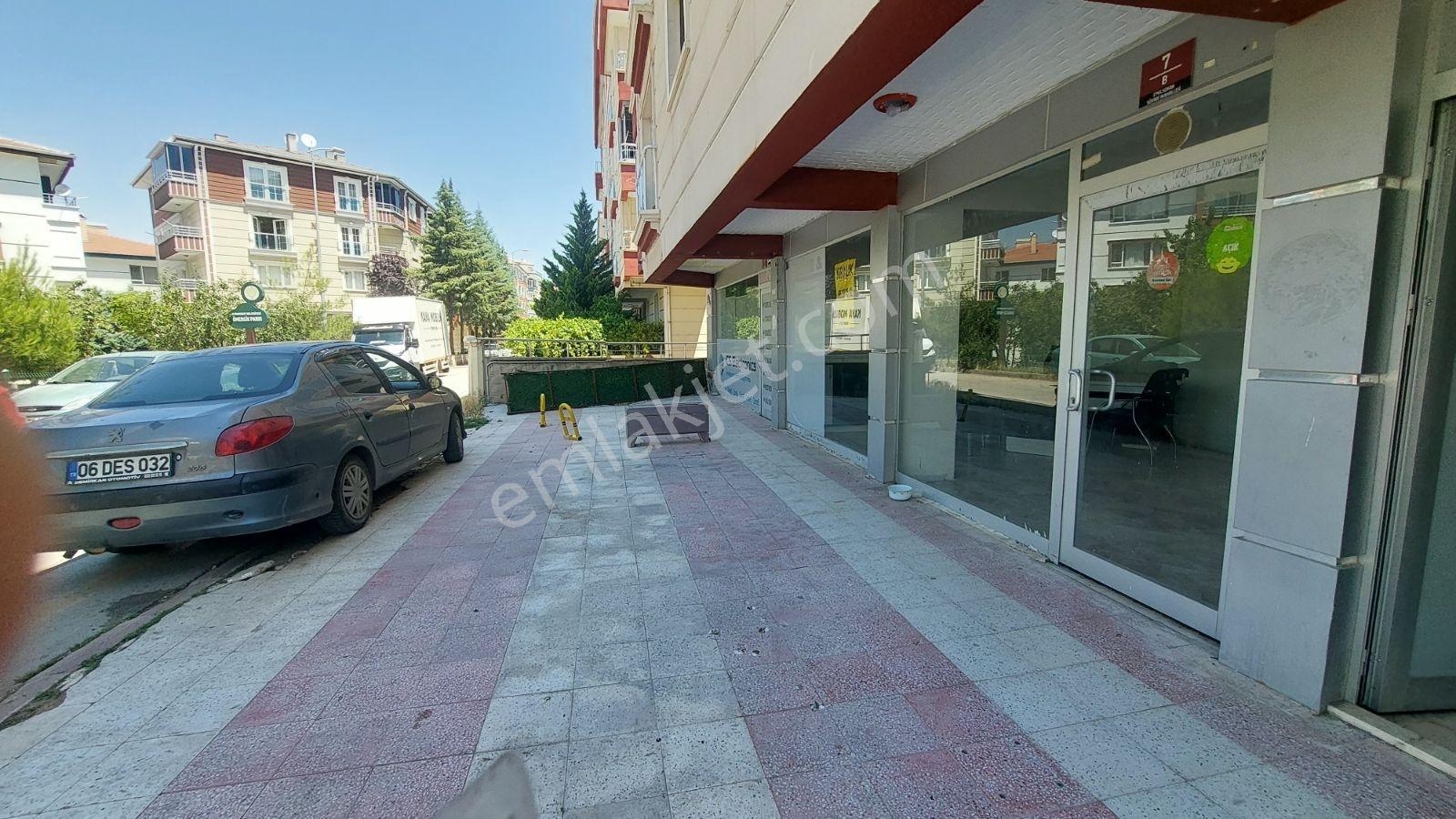 Ankara Etimesgut Süvari Mahallesi'nde Kiralık Dükkan - Görsel 2