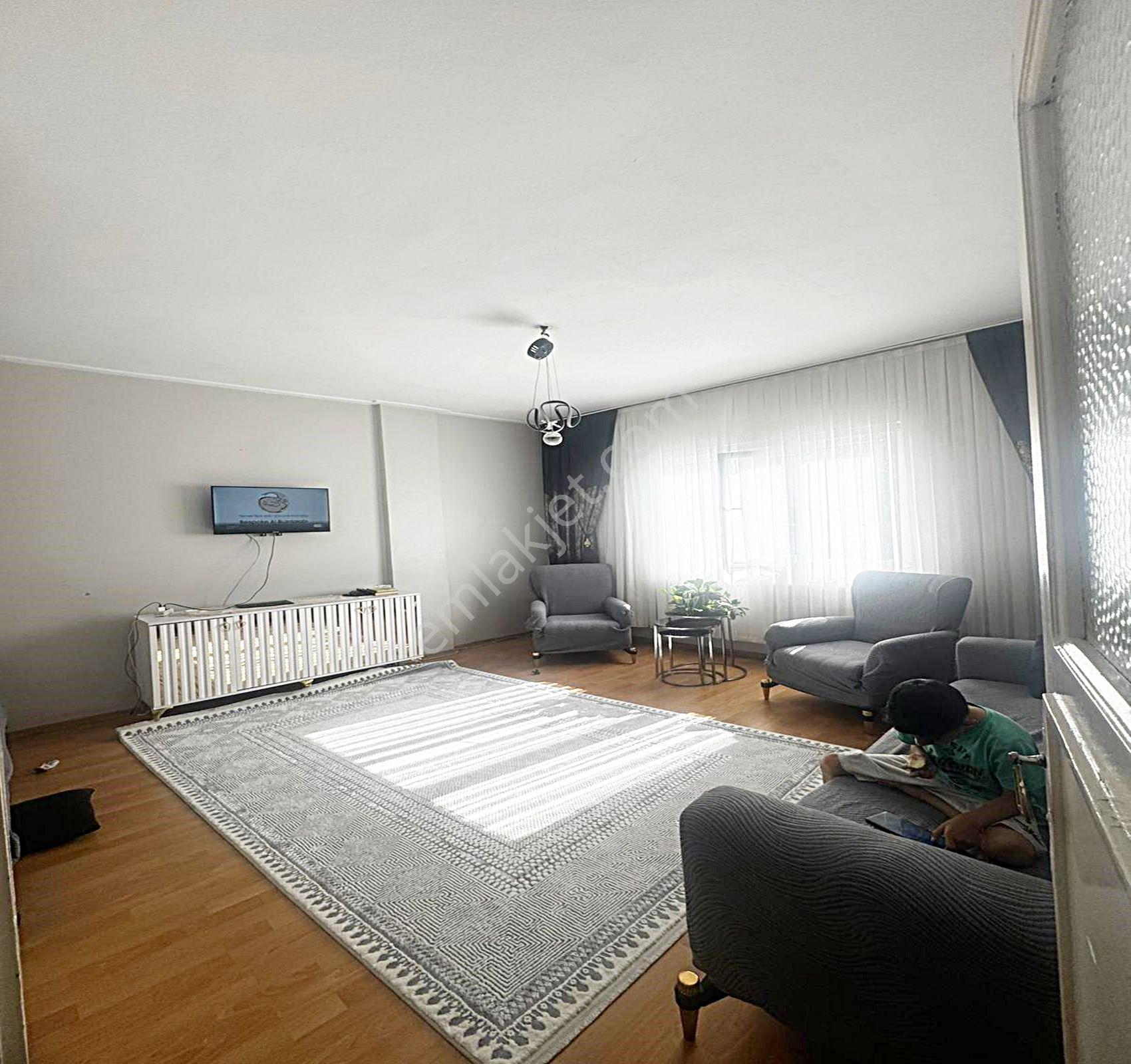 Güzelyurt Metrobüse 5 Dk. Yürüyerek Geniş Kullanışlı Satılık Daire - Görsel 12