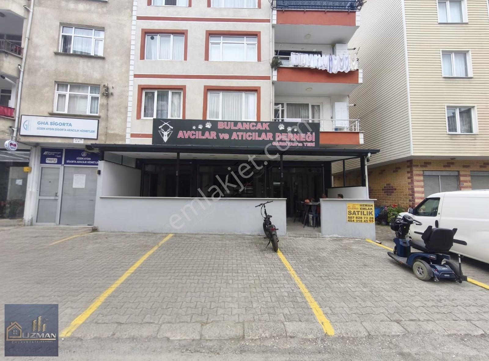 Uzman Emlak'tan Ballıca'da 100m2 Satılık İşyeri