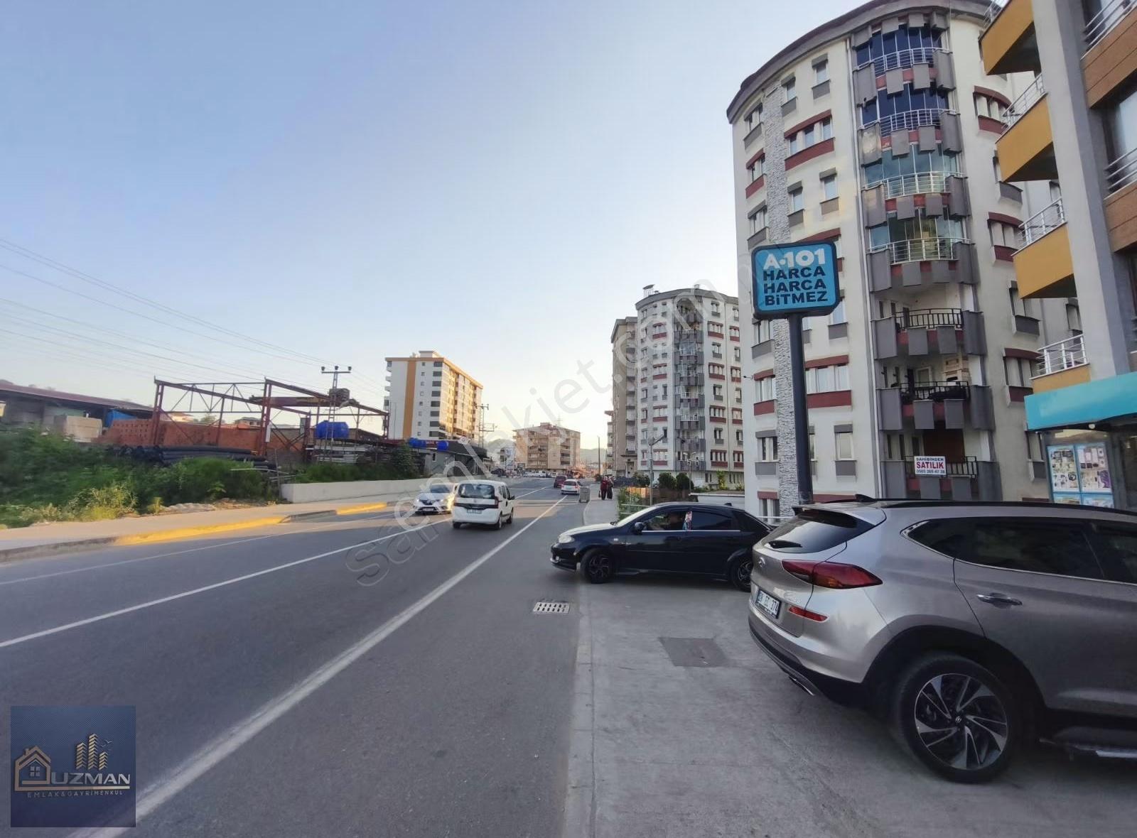 Uzman Emlak'tan Güzelyalı'da Deniz Manzaralı Satılık Daire - Görsel 21