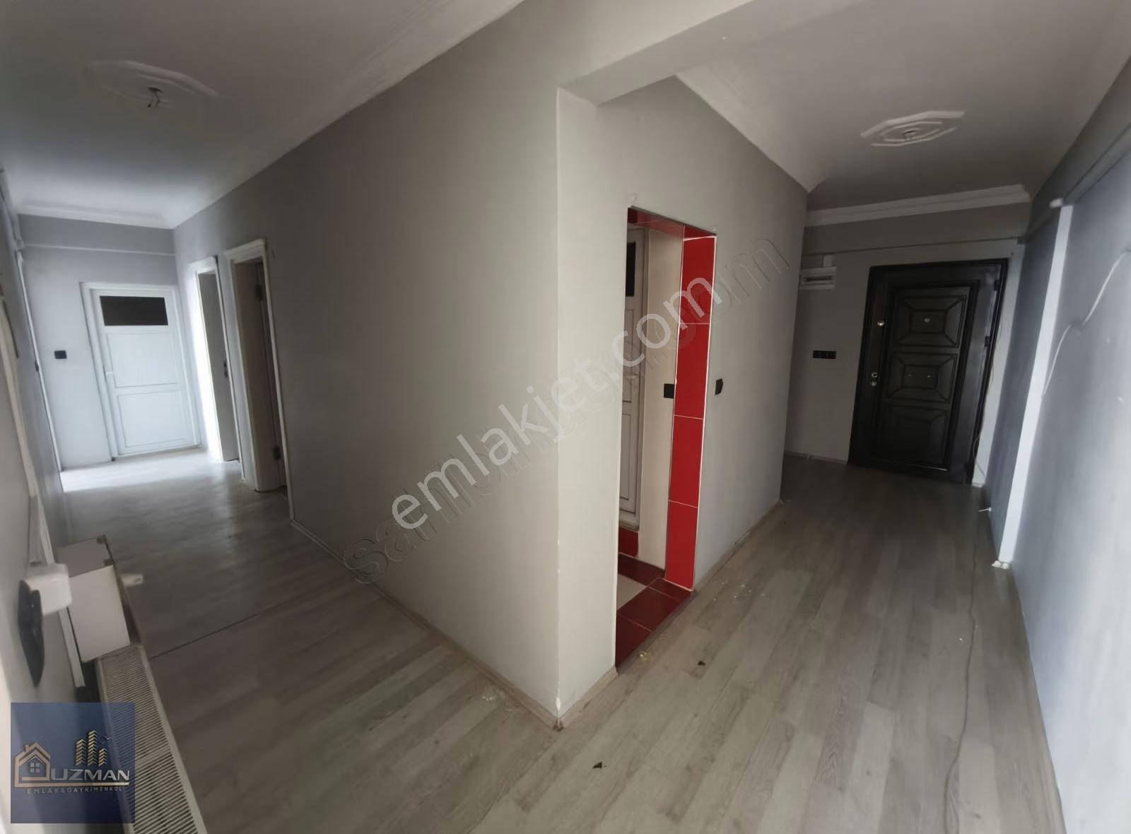 Uzman Emlak'tan Güzelyalı'da Deniz Manzaralı Satılık Daire - Görsel 17