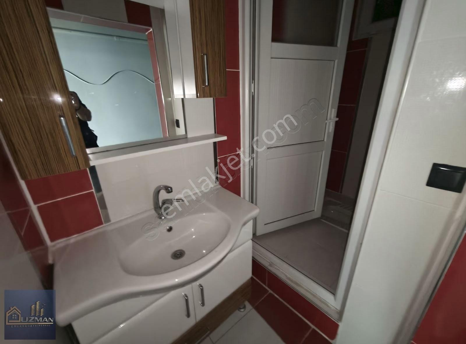 Uzman Emlak'tan Güzelyalı'da Deniz Manzaralı Satılık Daire - Görsel 6