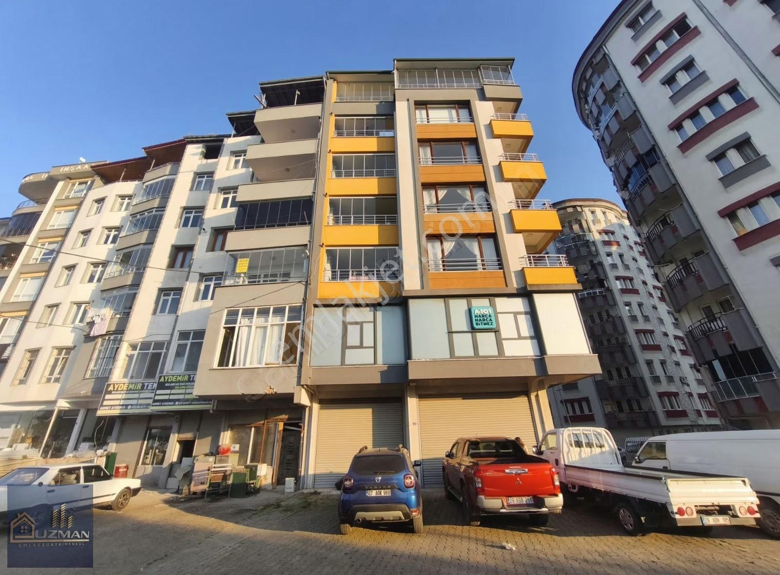 Uzman Emlak'tan Güzelyalı'da Deniz Manzaralı Satılık Daire - Görsel 20