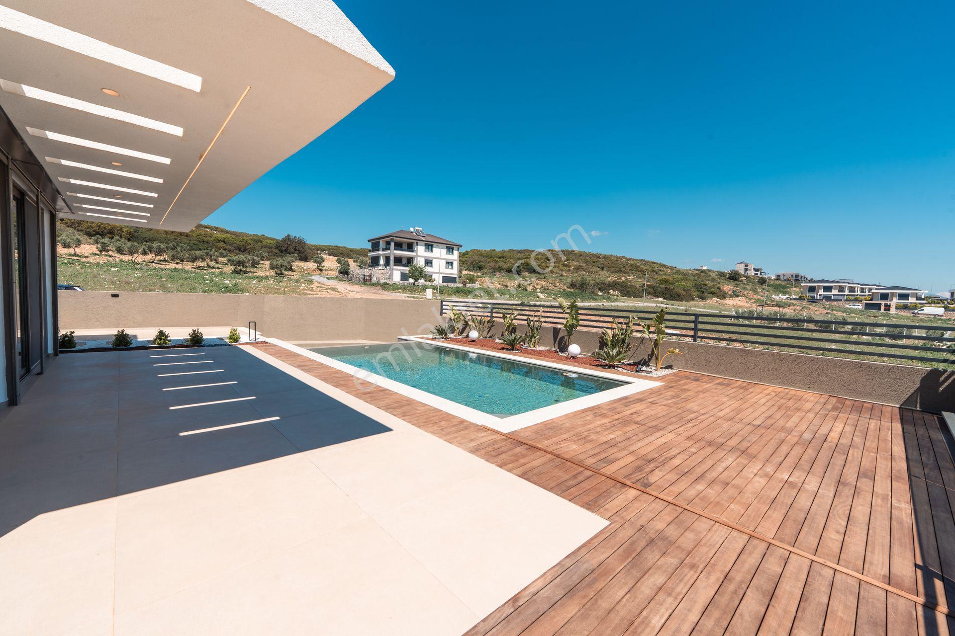 Didimde Deniz Manzaralı Emsalsiz Tasarım Lüks Villa / Lum - Görsel 16