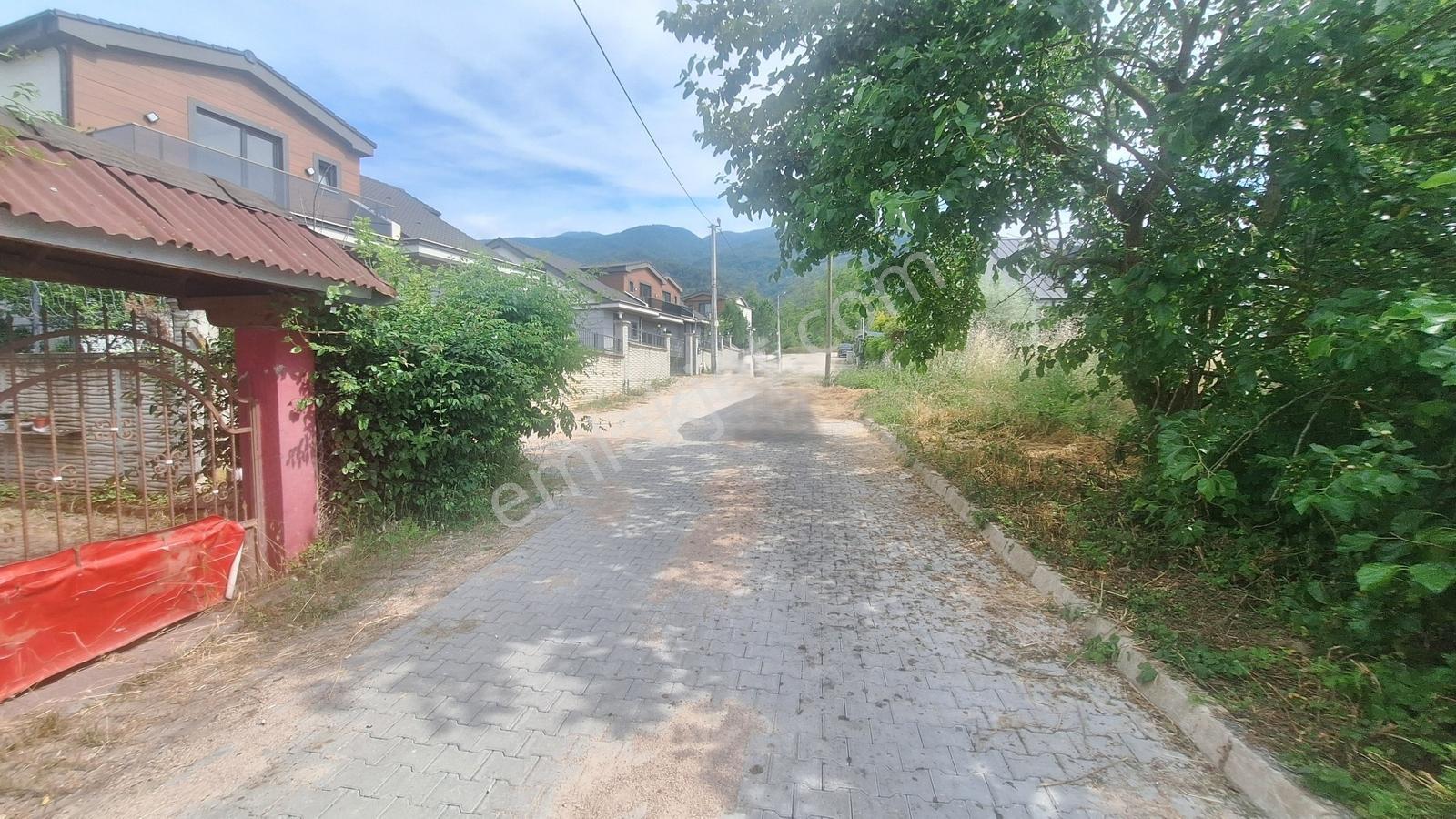 Kartepe Suadiye De Satılık Konut İmarlı 1360 M2 Arsa - Görsel 6
