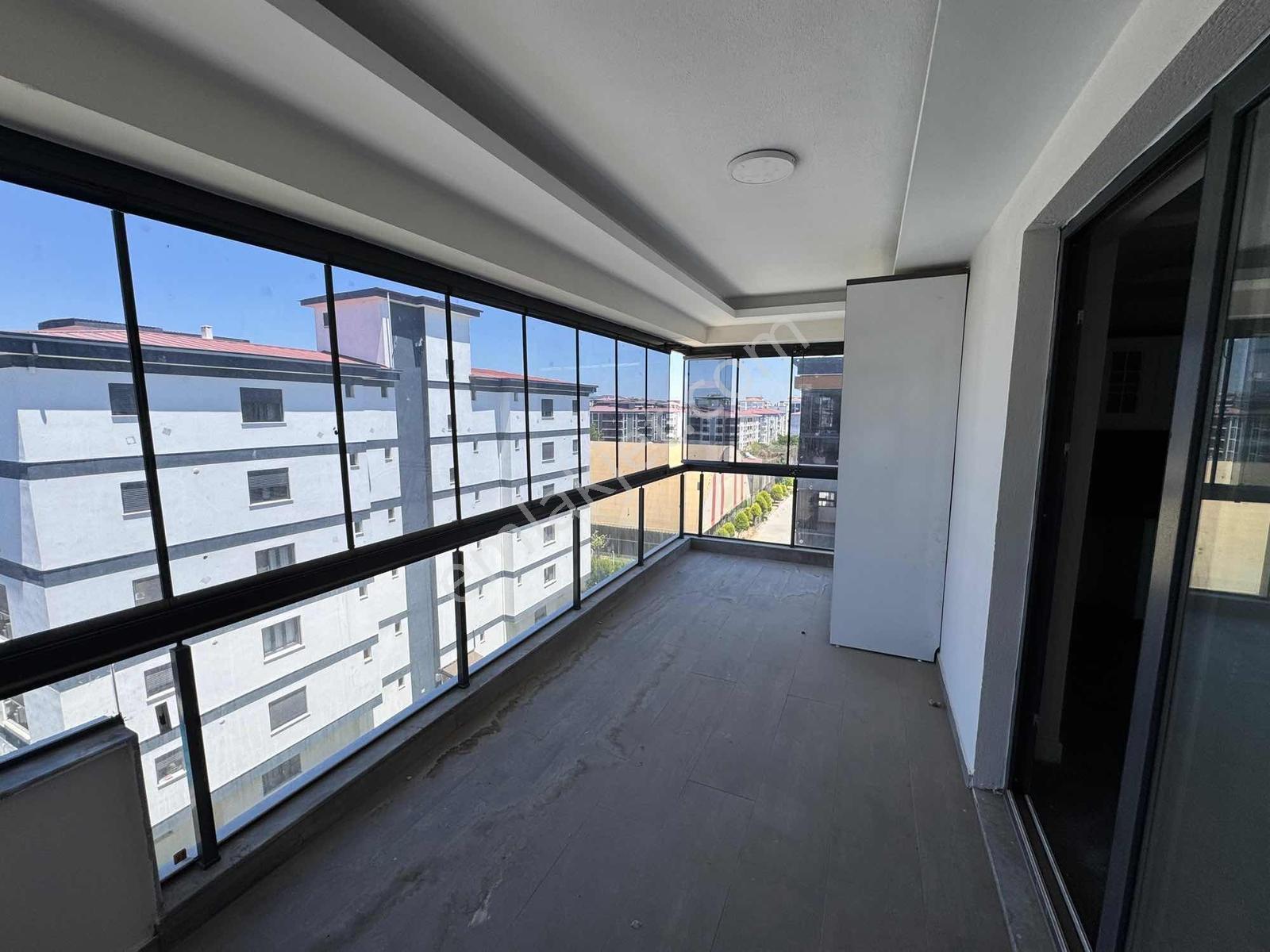Torbalı'nın En İyi Lokasyonunda En Prestijli Site Bakan Palas - Görsel 2
