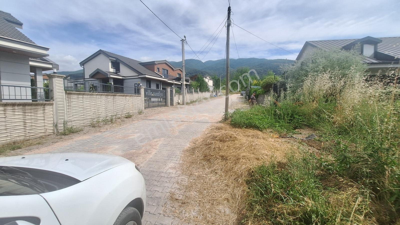 Kartepe Suadiye De Konut İmarlı 552 M2 Satılık Arsa - Görsel 11