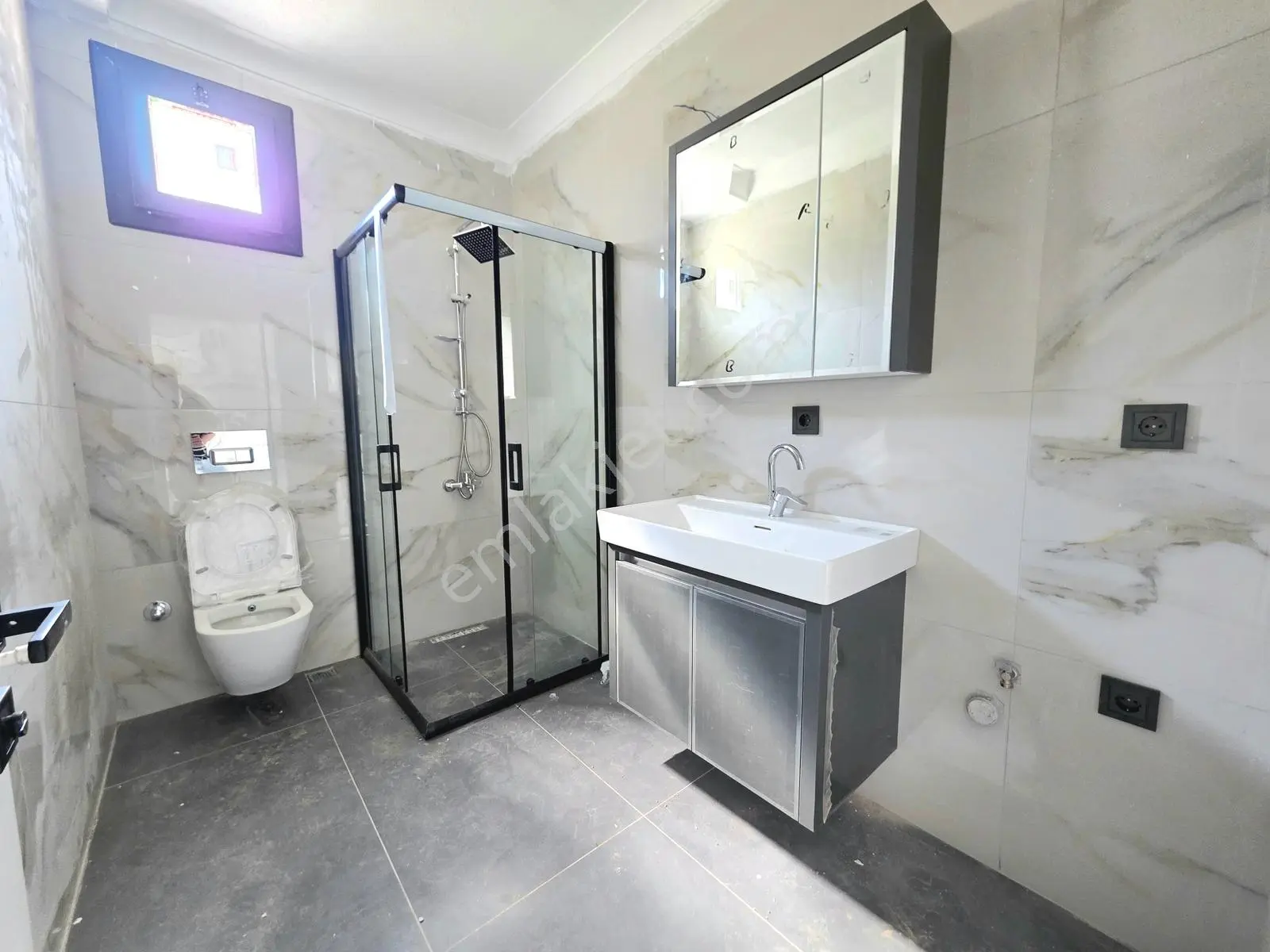 Vahdet'ten Tek Yetkili Gürede Site İçi Otoparklı Sıfır 2+1 Daire - Görsel 35