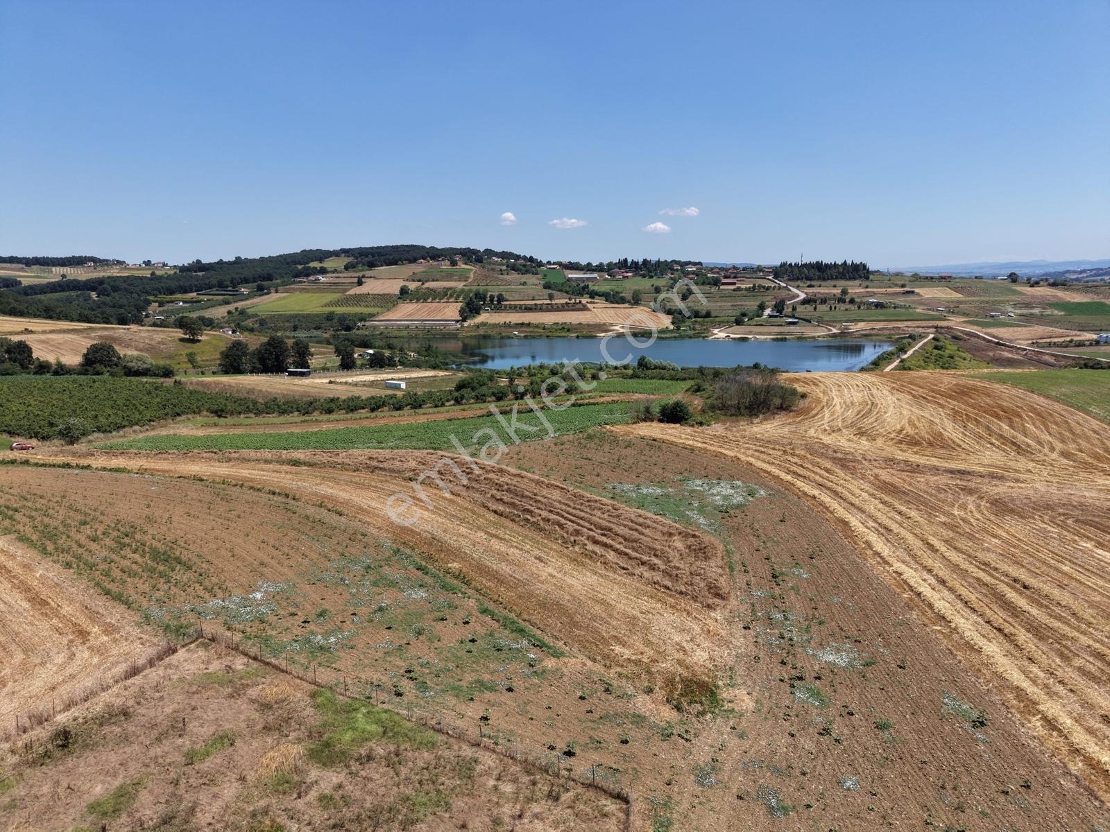 Adapazarı Aşırlarda 1640m2 Göl Manzaralı Fırsat - Görsel 9
