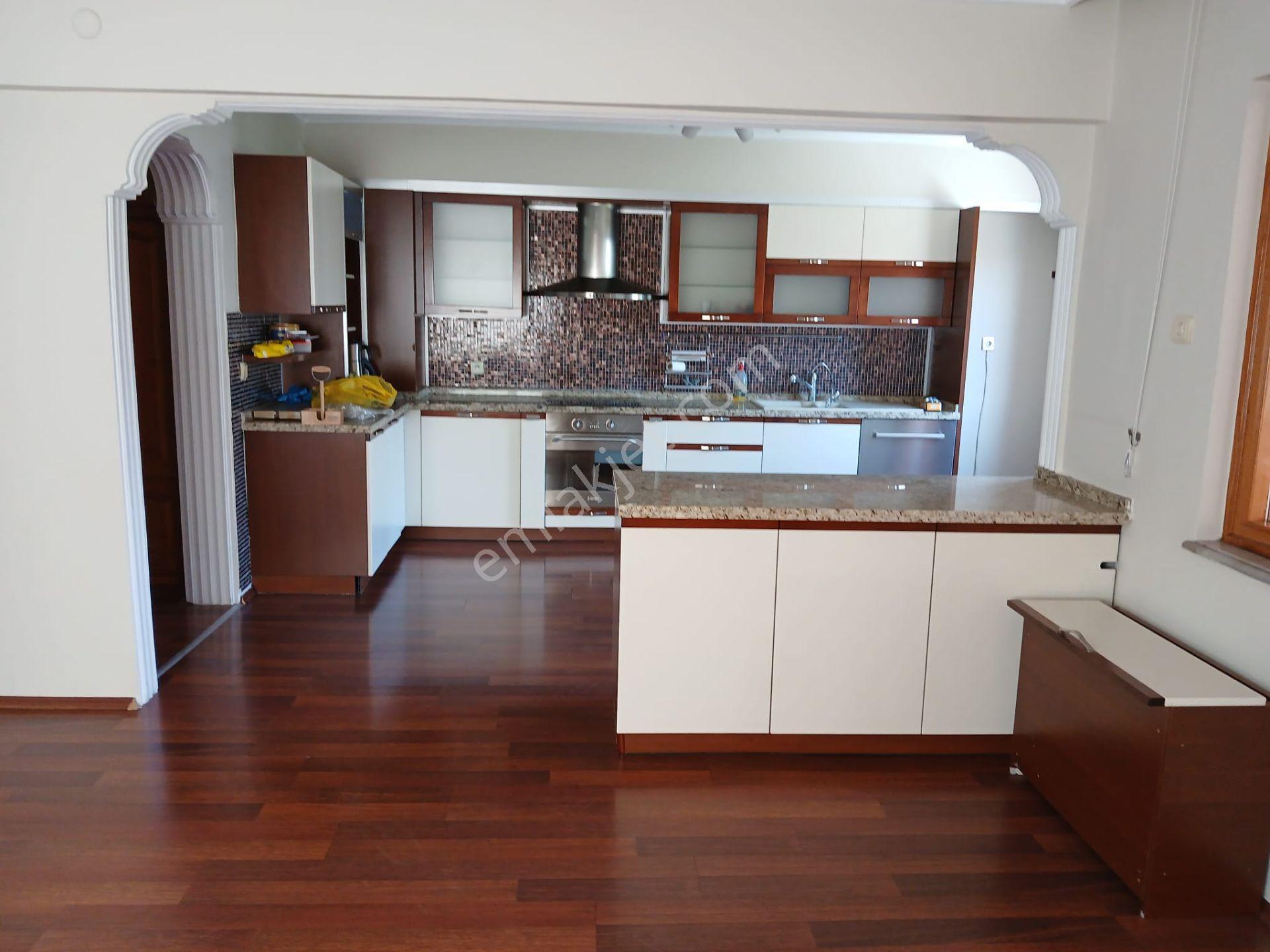 Ender Uysal Gayrimenkulden Kınıklı Mahallesin De Kiralık 3+1 Klimalı Daire. - Görsel 2