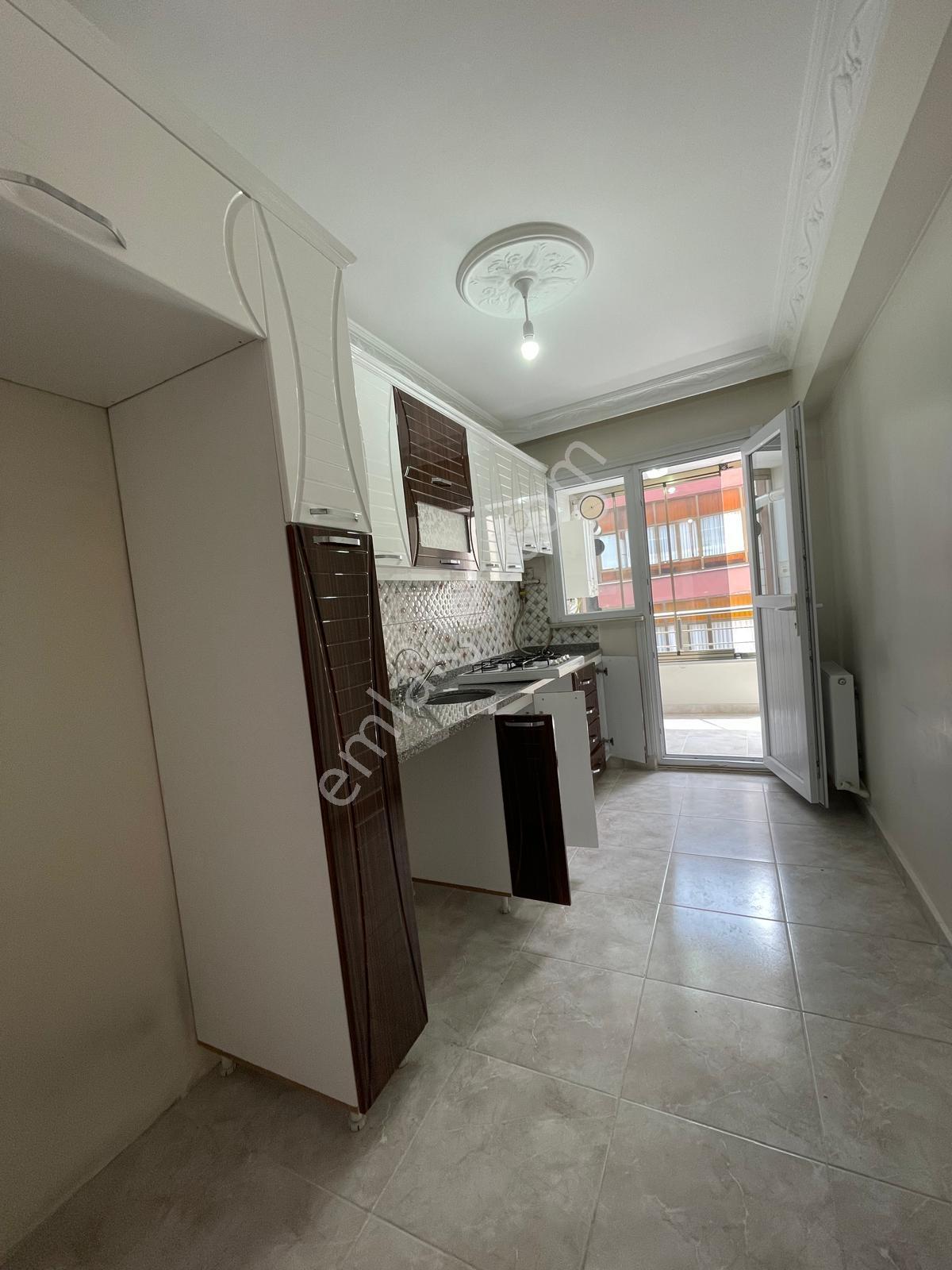 Tek Daire Üzeri Geniş M2 Aile Apartmanı 3+1 Daire - Görsel 5