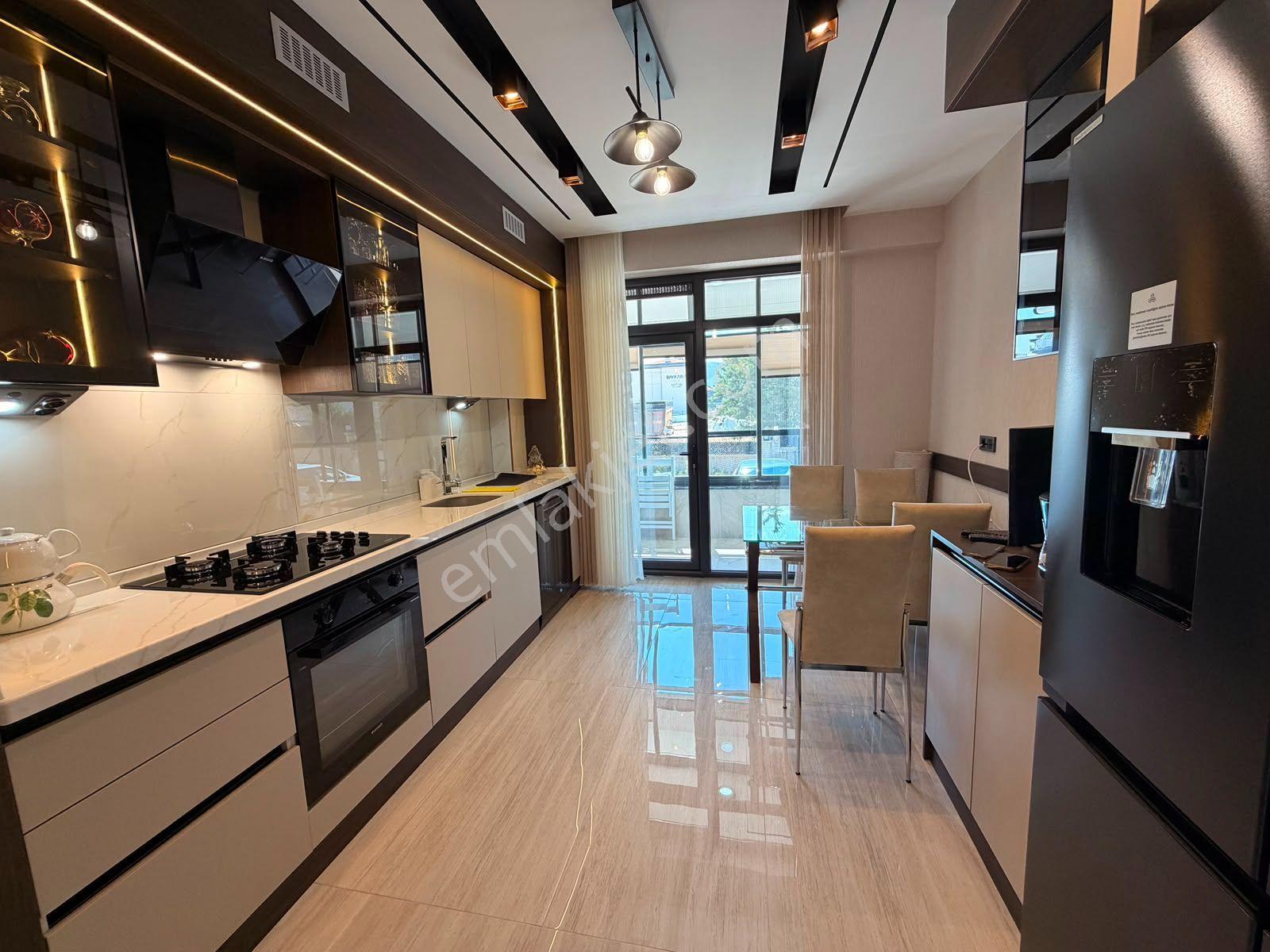 Selahaddini Eyyübi Mh Satılık Full Ekstralı Daire