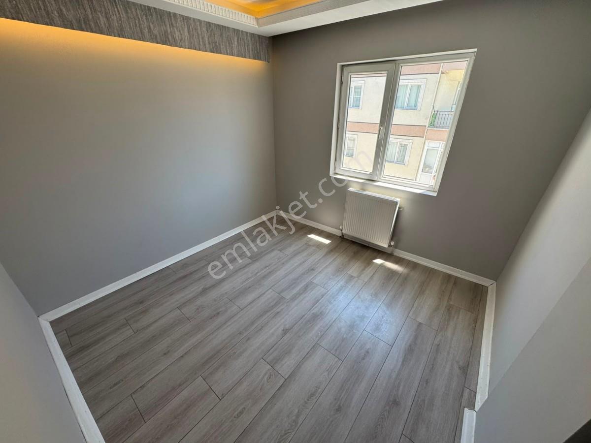 Sincan Tandoğan Mah 3+1 Lüks Yapılı Ara Katta Bağımsız Daire - Görsel 23
